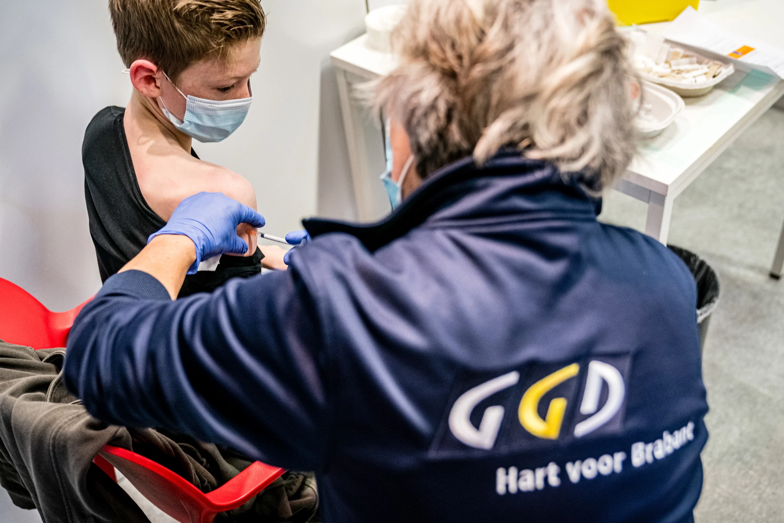 Basisschoolkinderen vanaf nu uitgenodigd voor een coronaprik