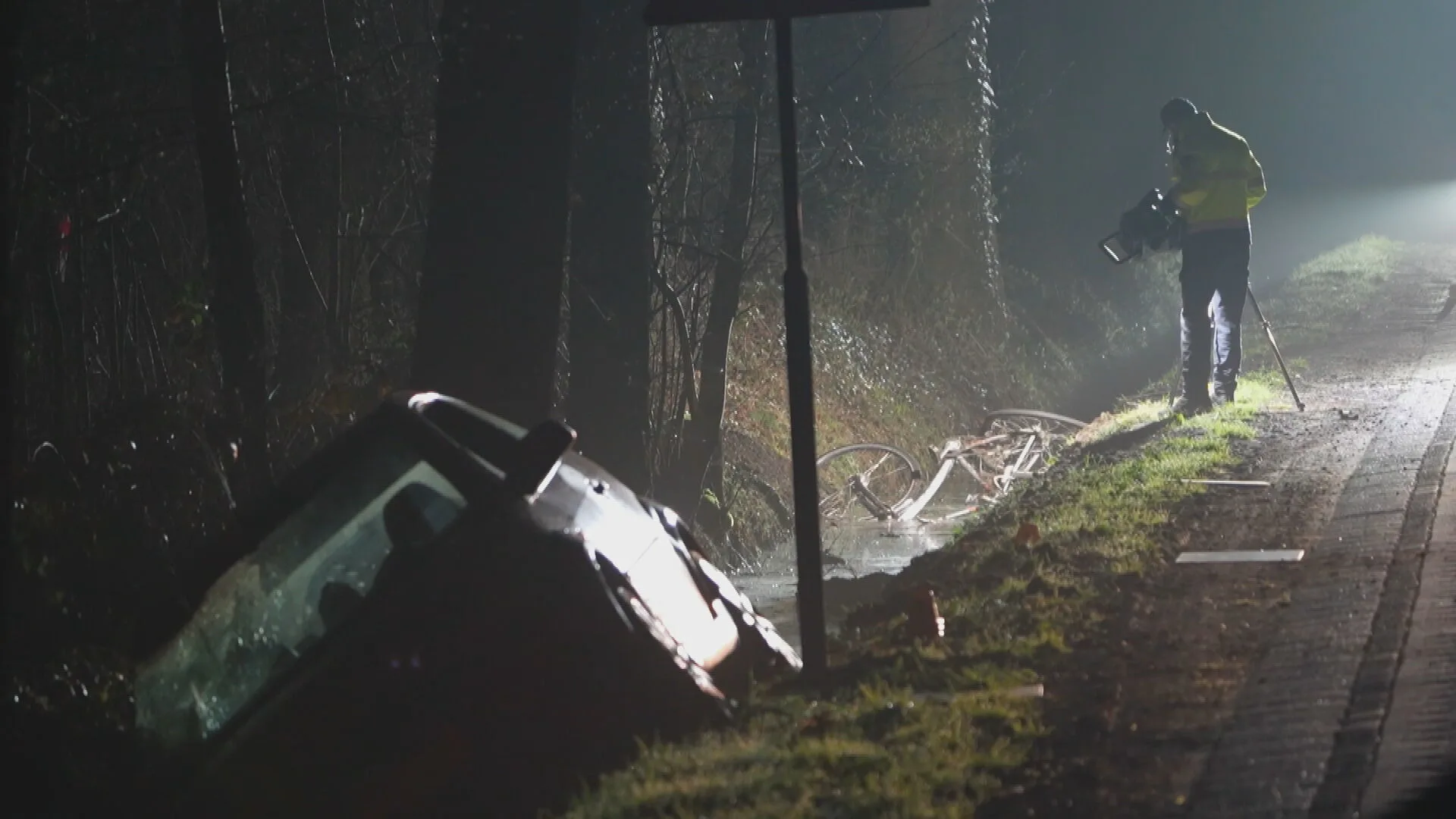 Fietser (19) overleden na aanrijding met auto in Putten