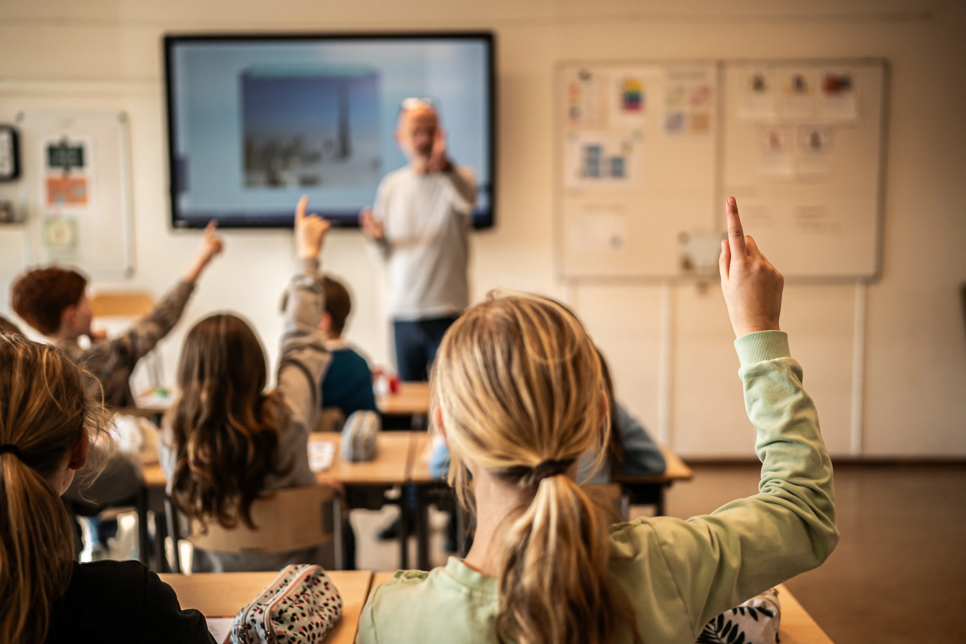 Steeds meer kinderen gaan niet naar school, kinderombudsman bezorgd