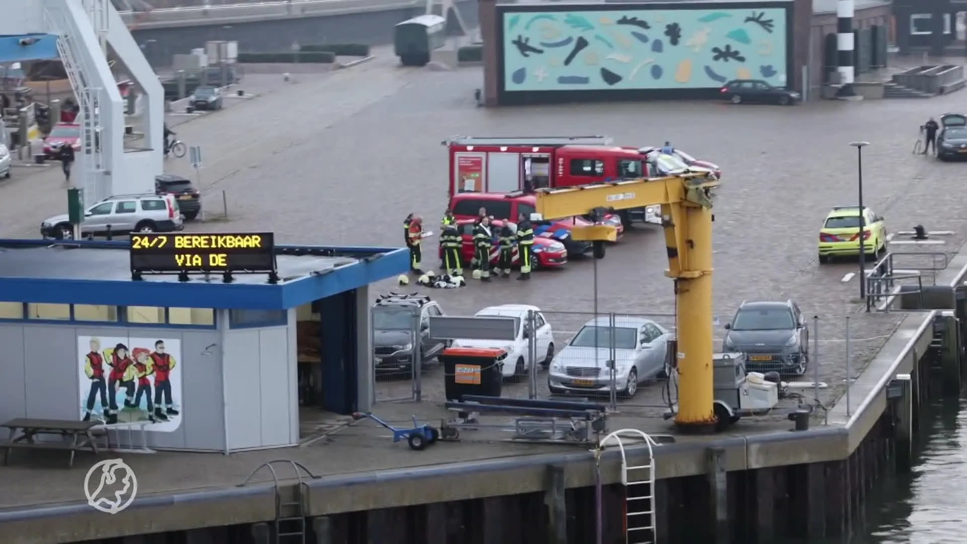Zoektocht naar vermiste jongen (12) en man na aanvaring bij Terschelling gaat door