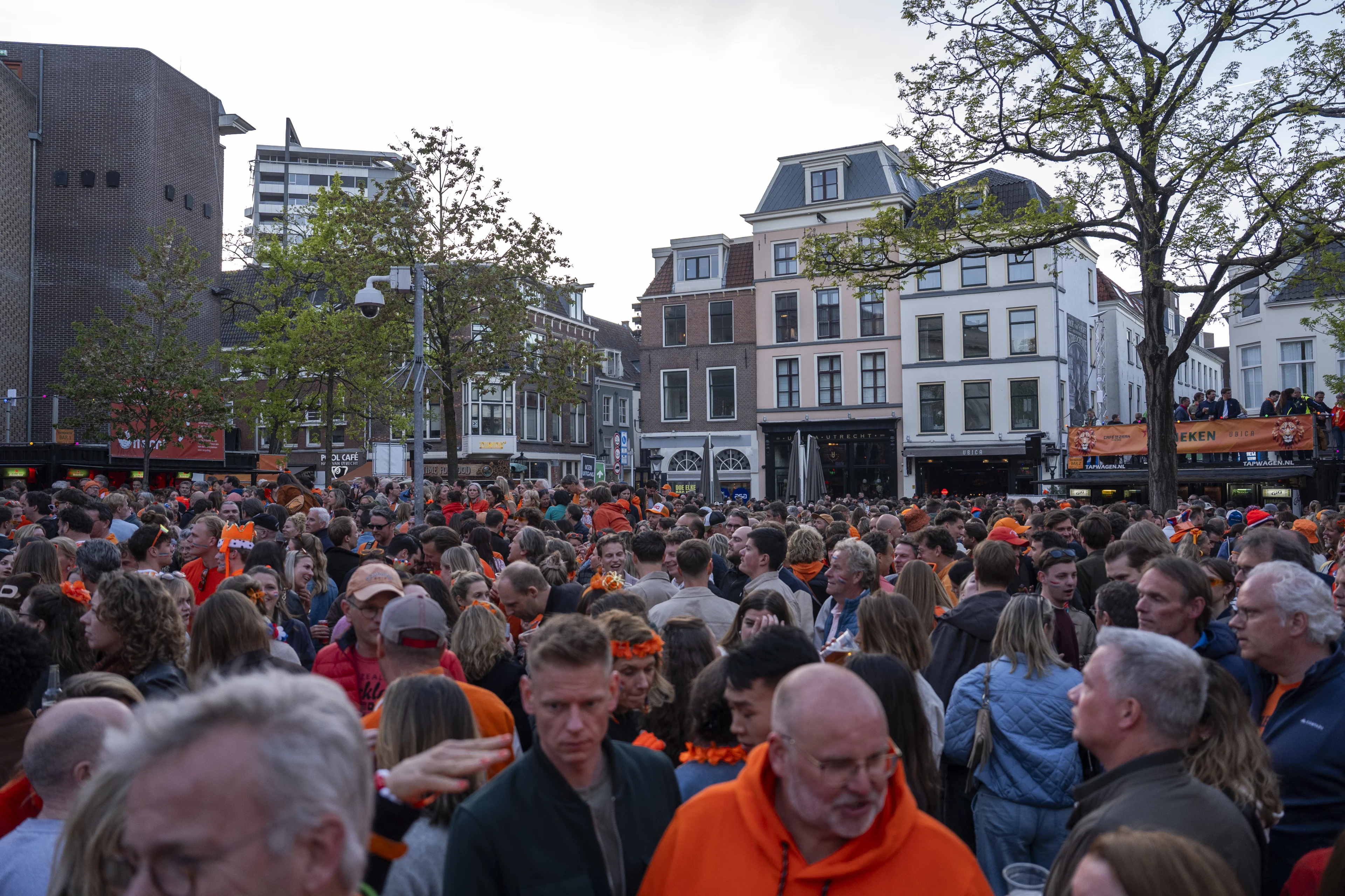 Utrecht: kom niet meer naar binnenstad voor Koningsnacht