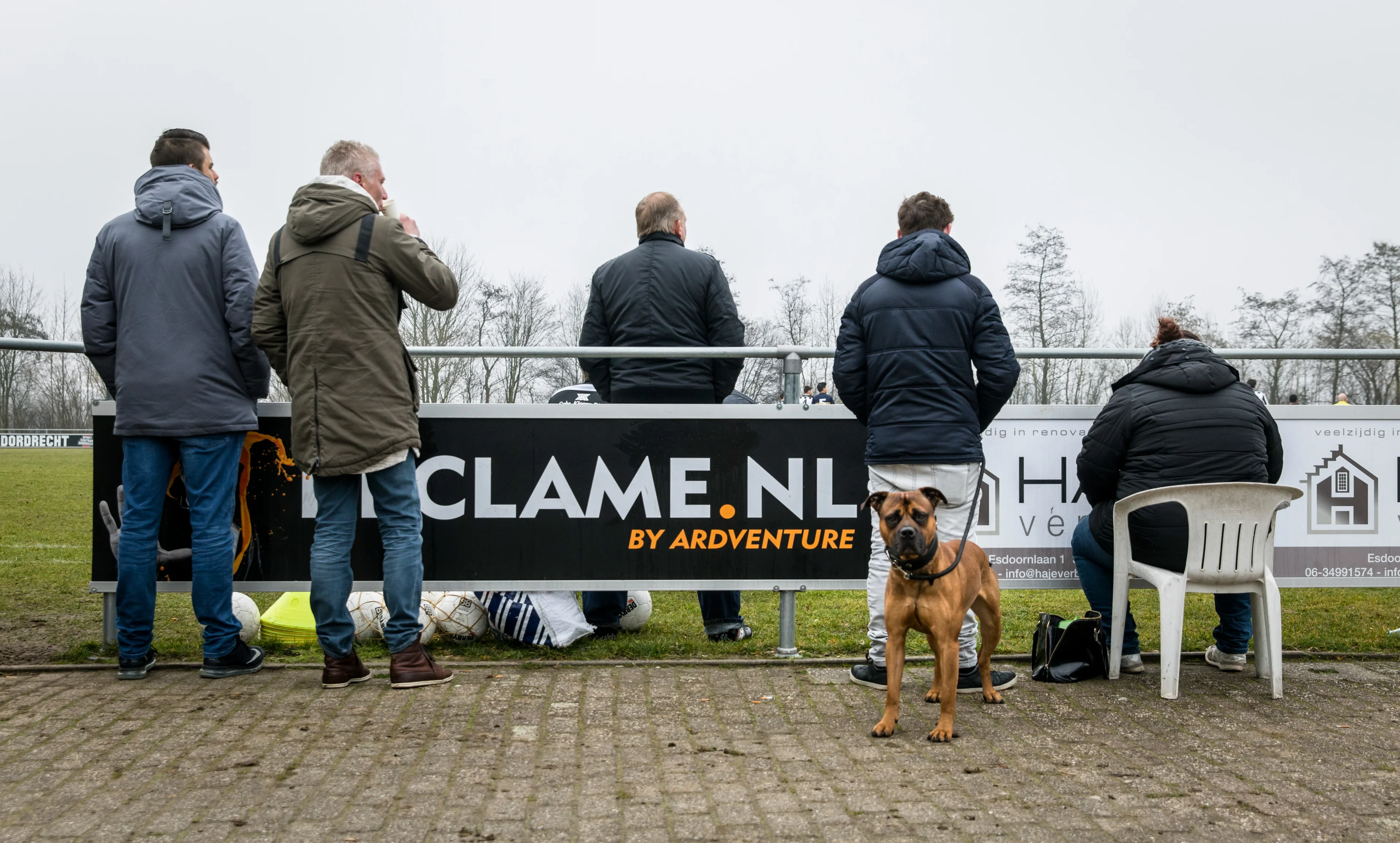Amateurvoetbalclubs buitenspel gezet door kabinet bij bredere invoering coronapas