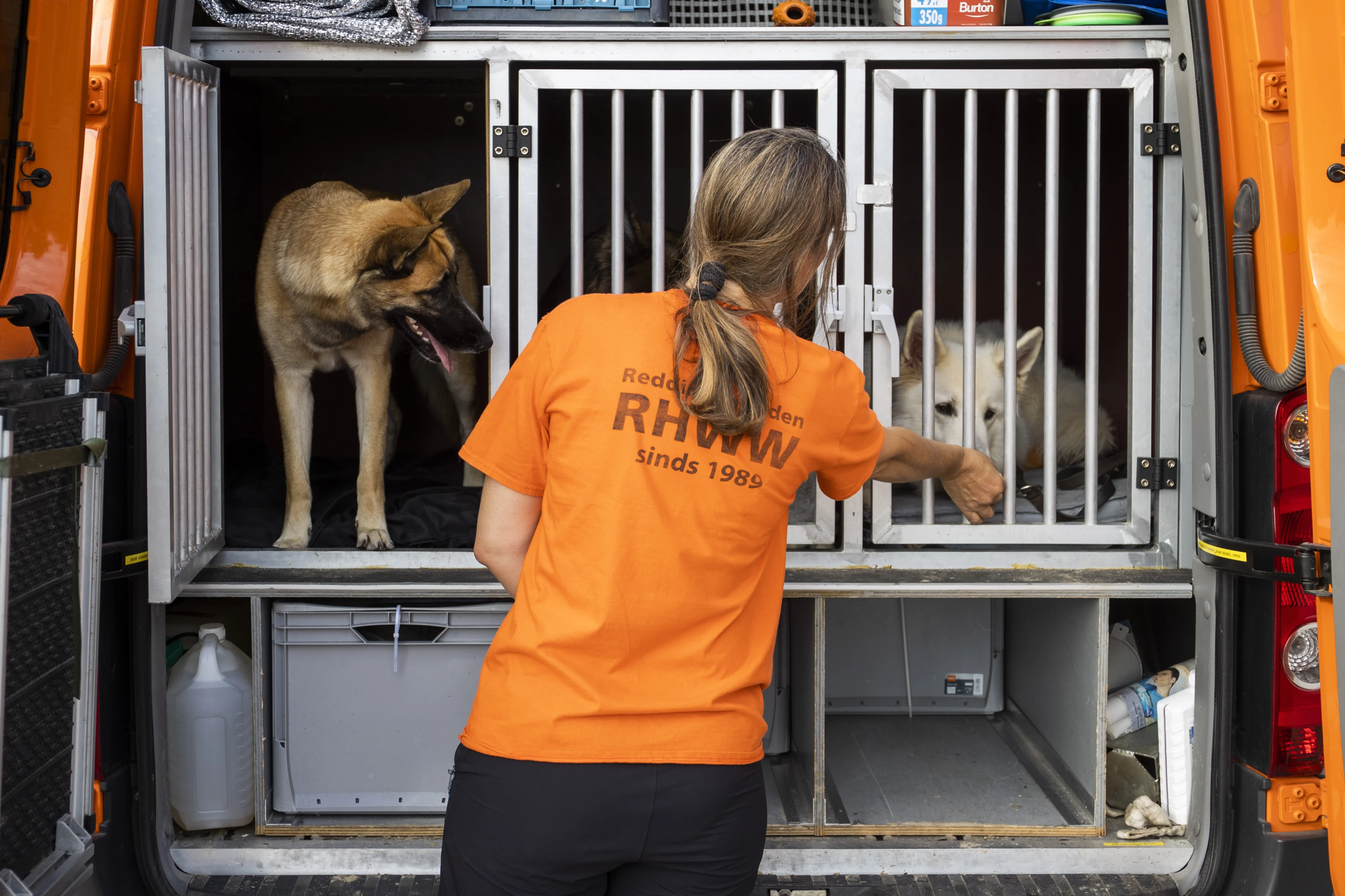 Nederlandse reddingsteam reist naar rampgebied Spanje, hulp nodig voor kosten