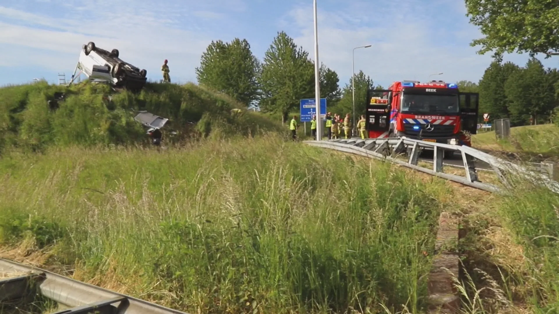 Bijrijder busje overleden door ongeval op A76 bij Geleen