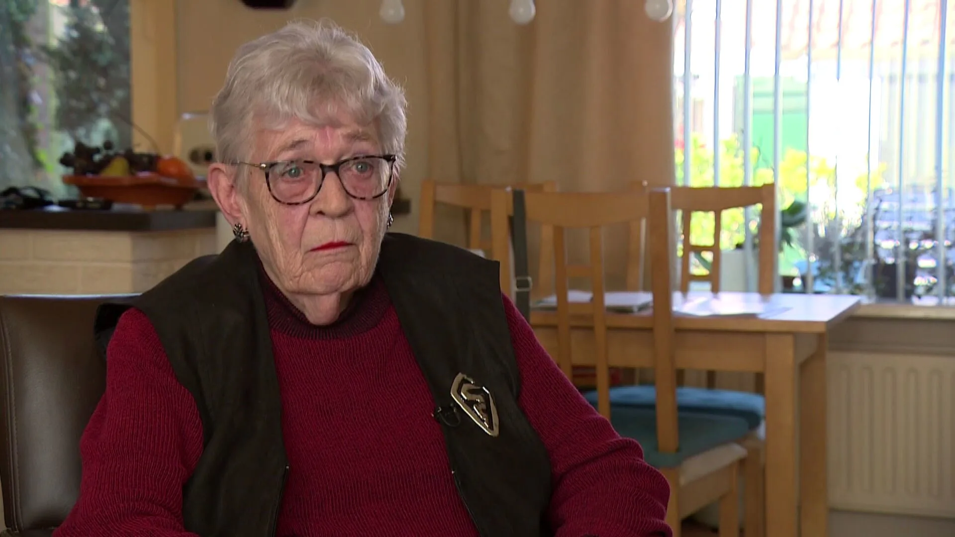 Afstandsmoeders zeggen vertrouwen op in onderzoek naar gedwongen adoptie: 'Herken mezelf er niet in terug'