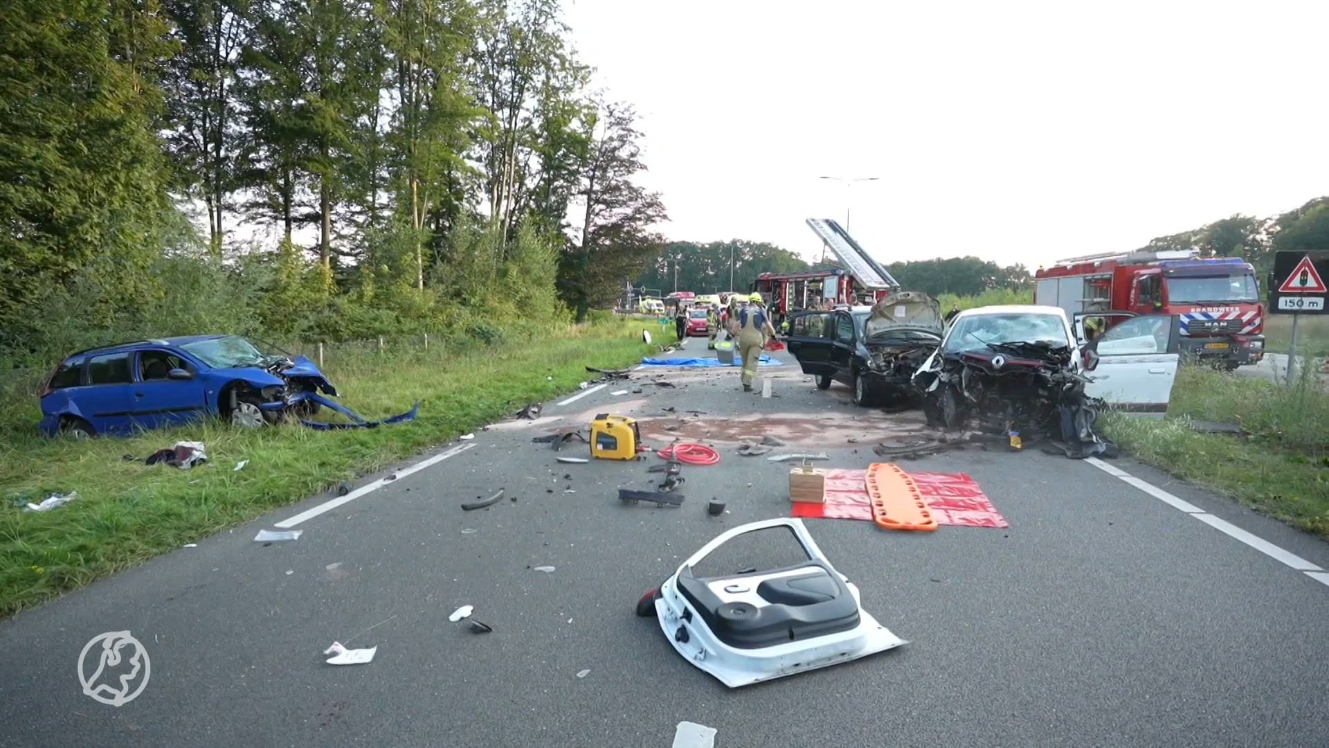 Twee zwaargewonden door frontale botsing in Ellecom