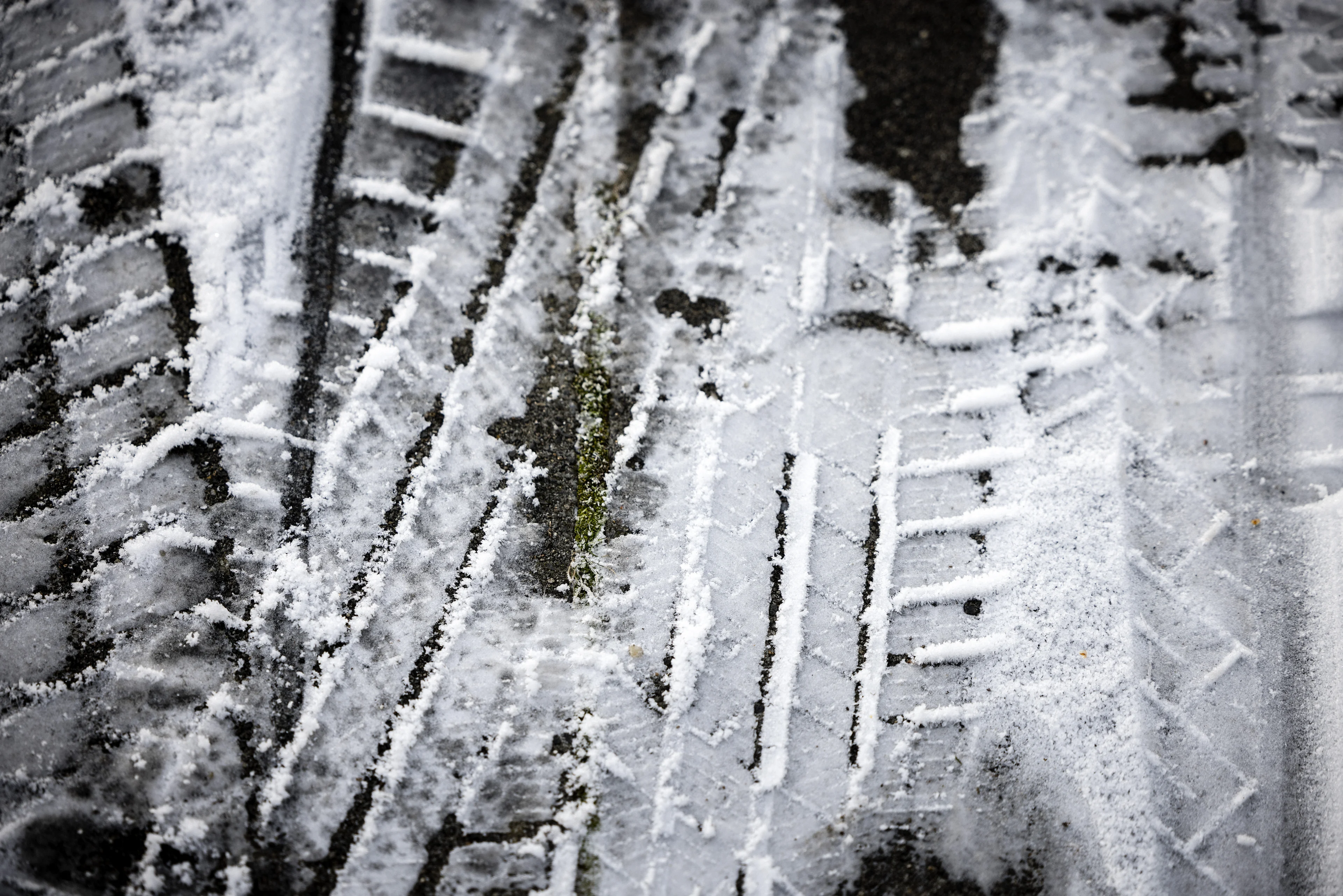 Code geel om gladheid in groot deel van het land