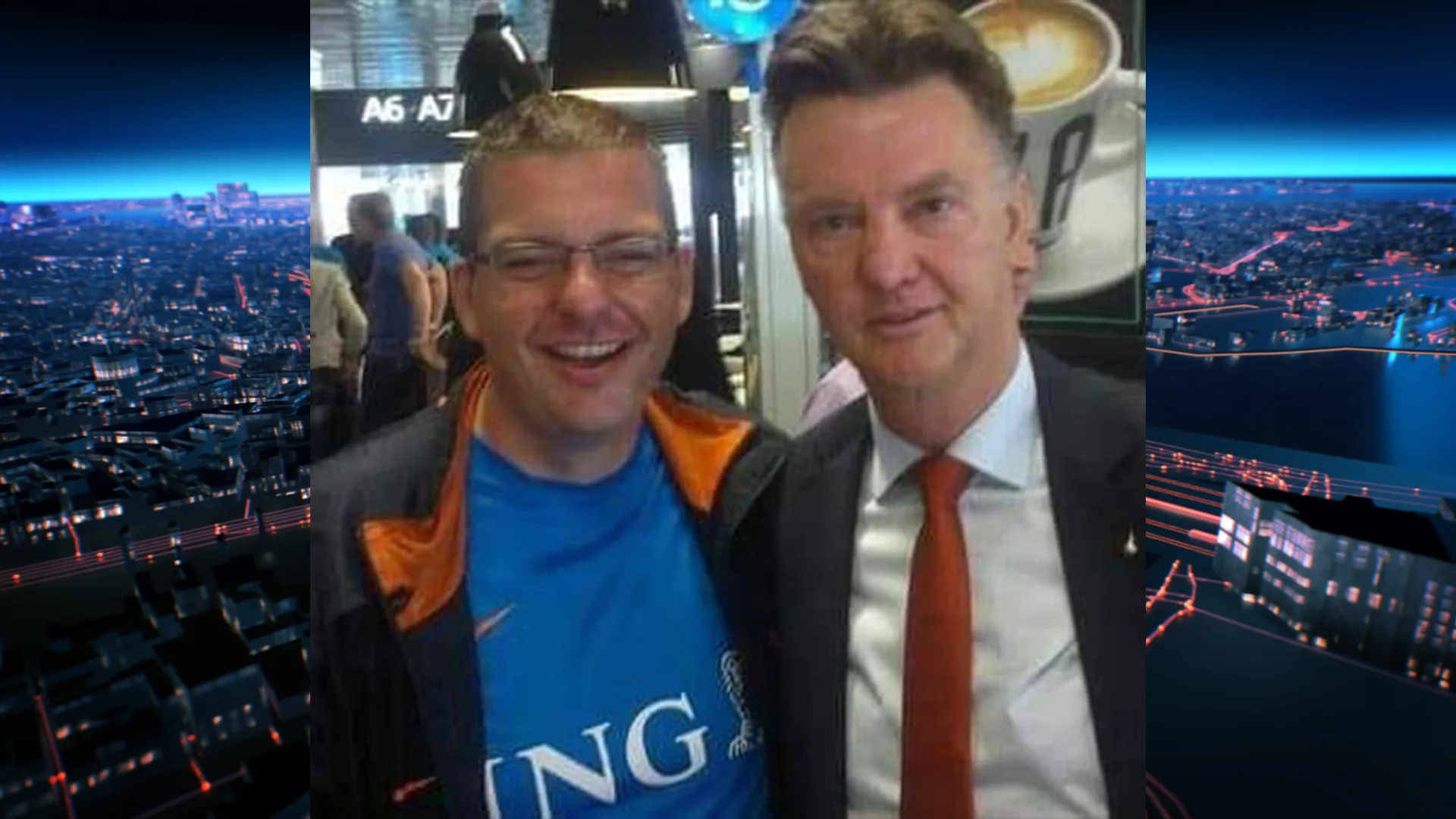 Superfan Marcel geschokt na slecht nieuws Louis van Gaal: 'Rilling over me heen'