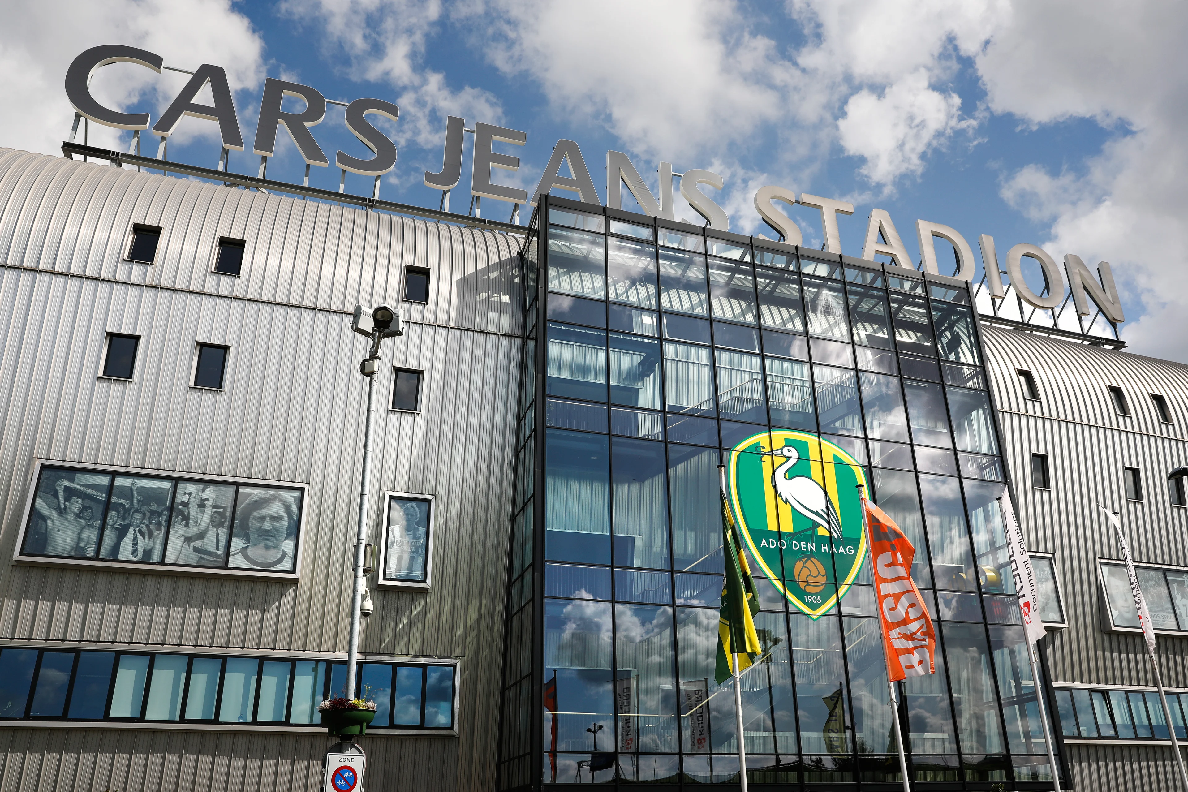 Politie pakt vier ADO-supporters op na wedstrijd NAC-ADO Den Haag
