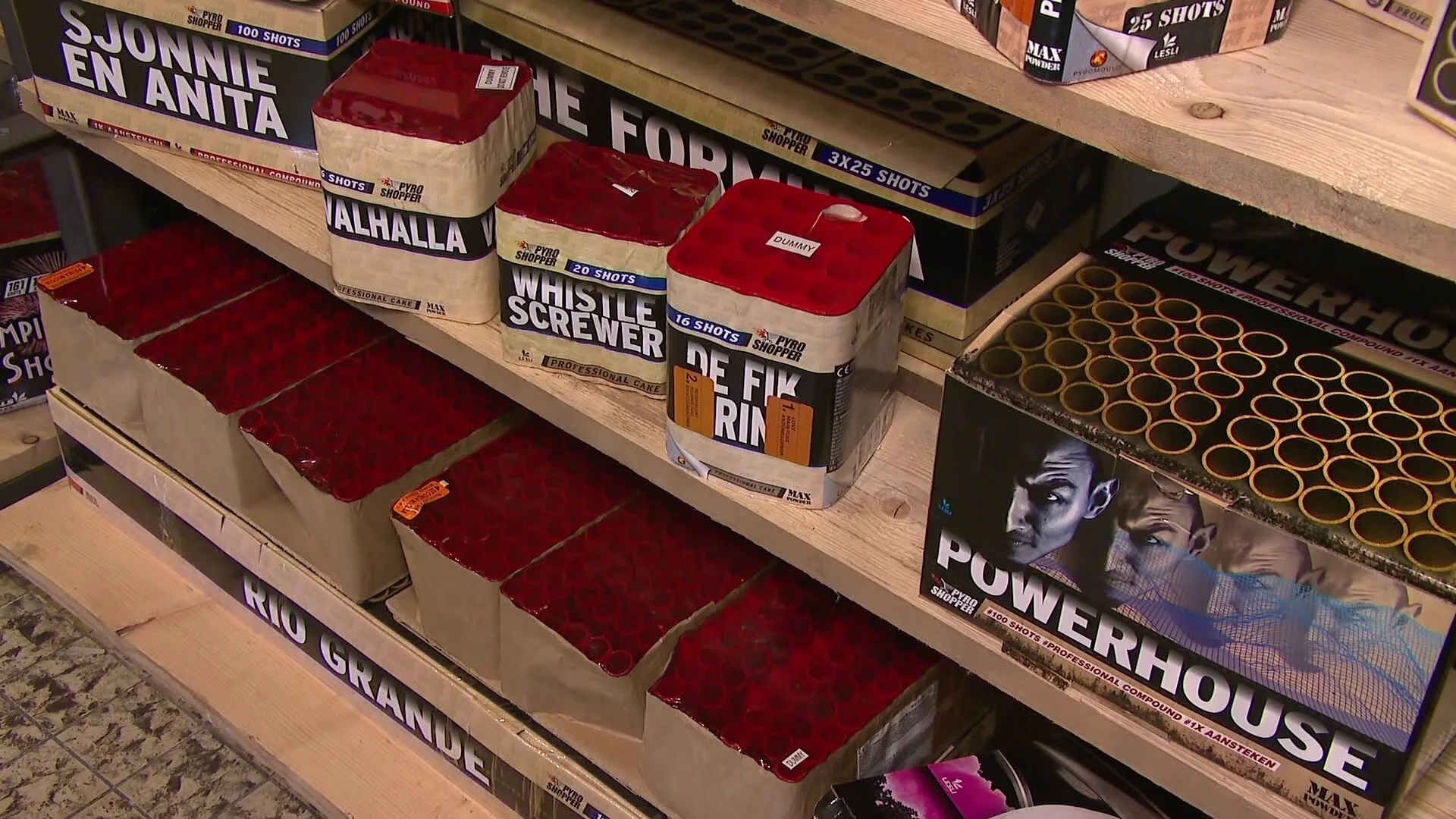 Vuurwerkbranche met handen in het haar: 'Hoeveel faillissementen gaan hier op volgen?'