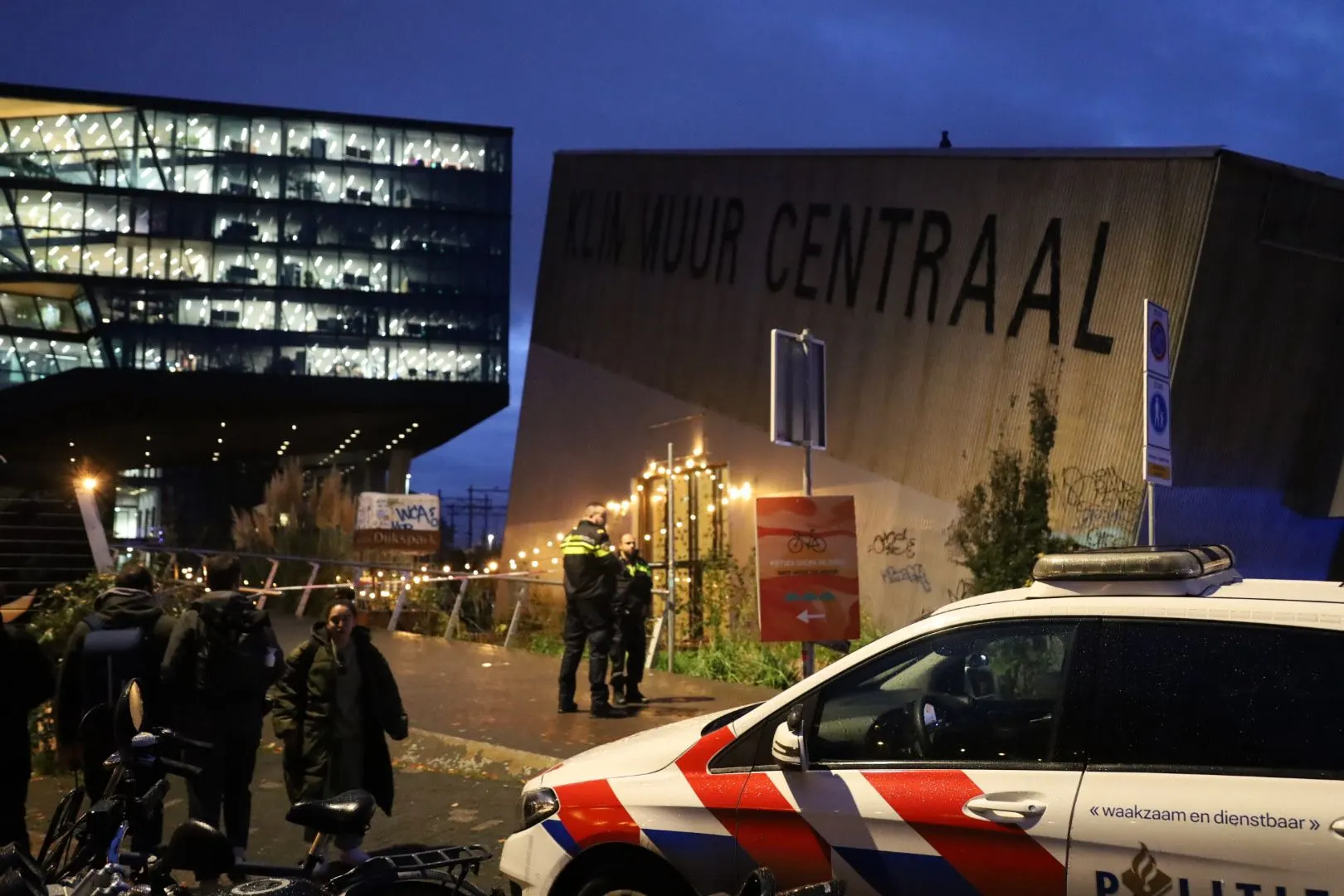 Ouders van overleden jongen (11) in klimhal woedend: ‘Jullie hebben gegokt met mijn kind’