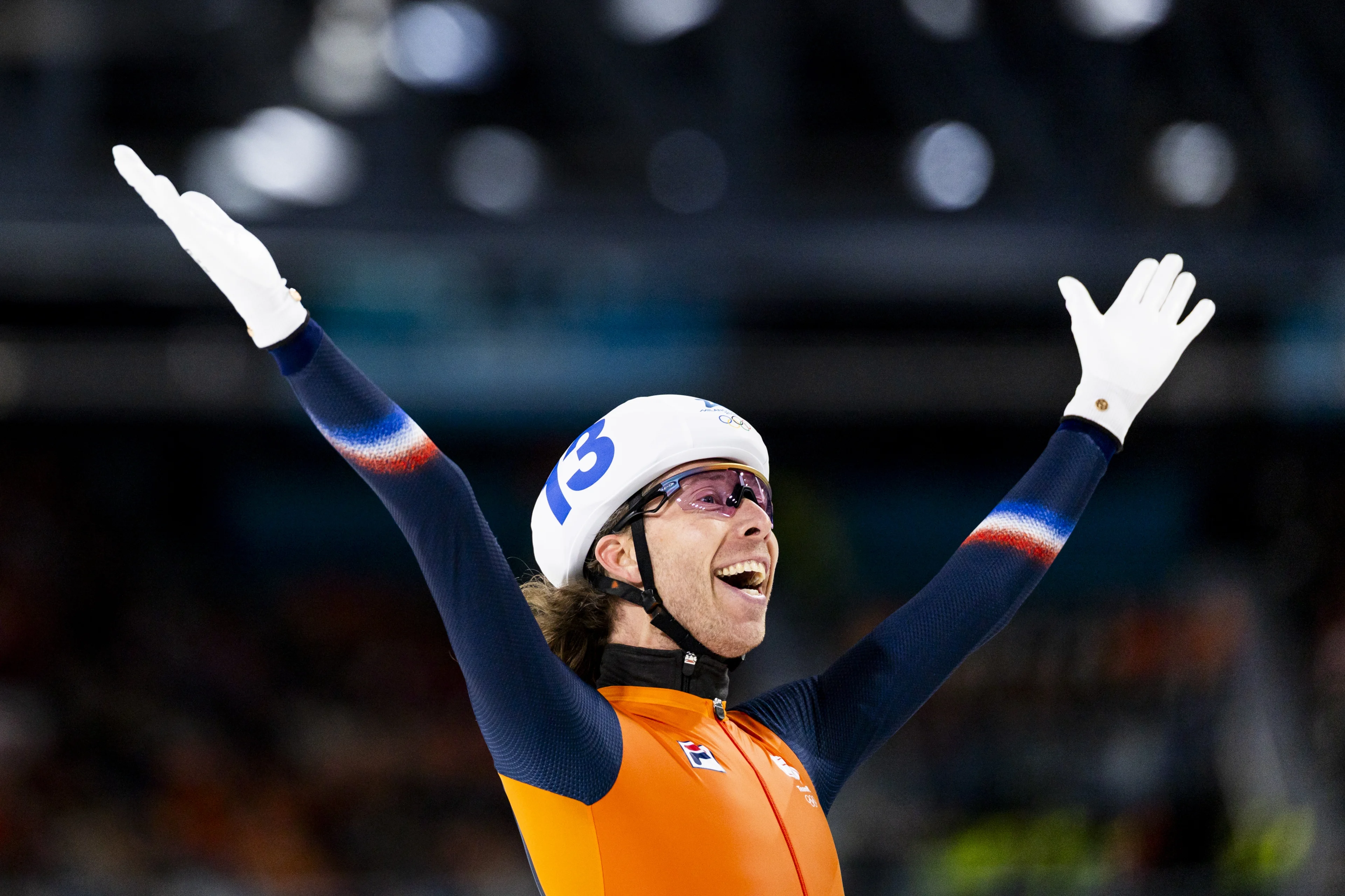 Bergsma verovert overtuigend olympisch goud bij massastart op Winterspelen