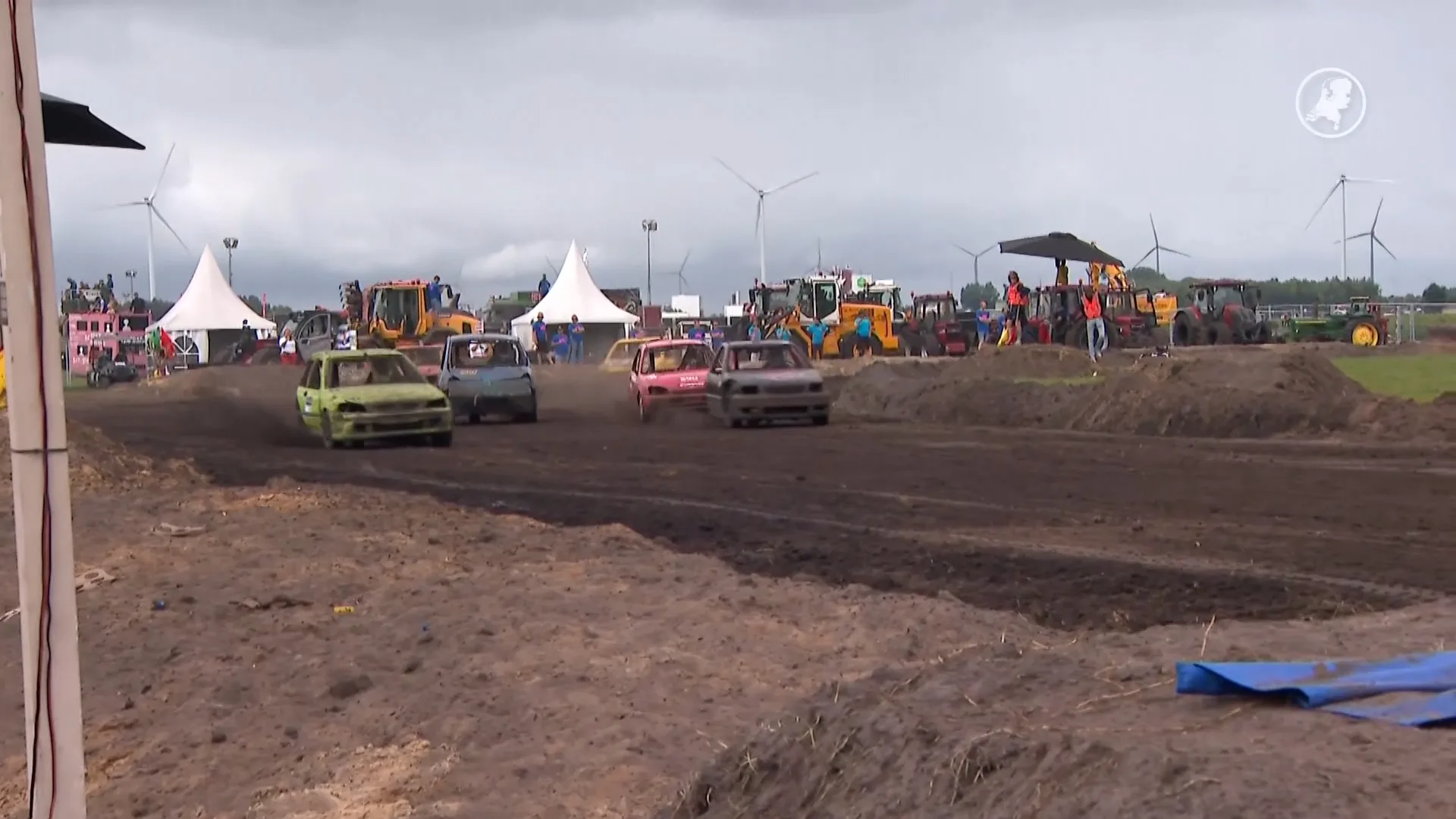 Festival met alles waar een boer gelukkig van wordt: bier, trekkers en motorcross