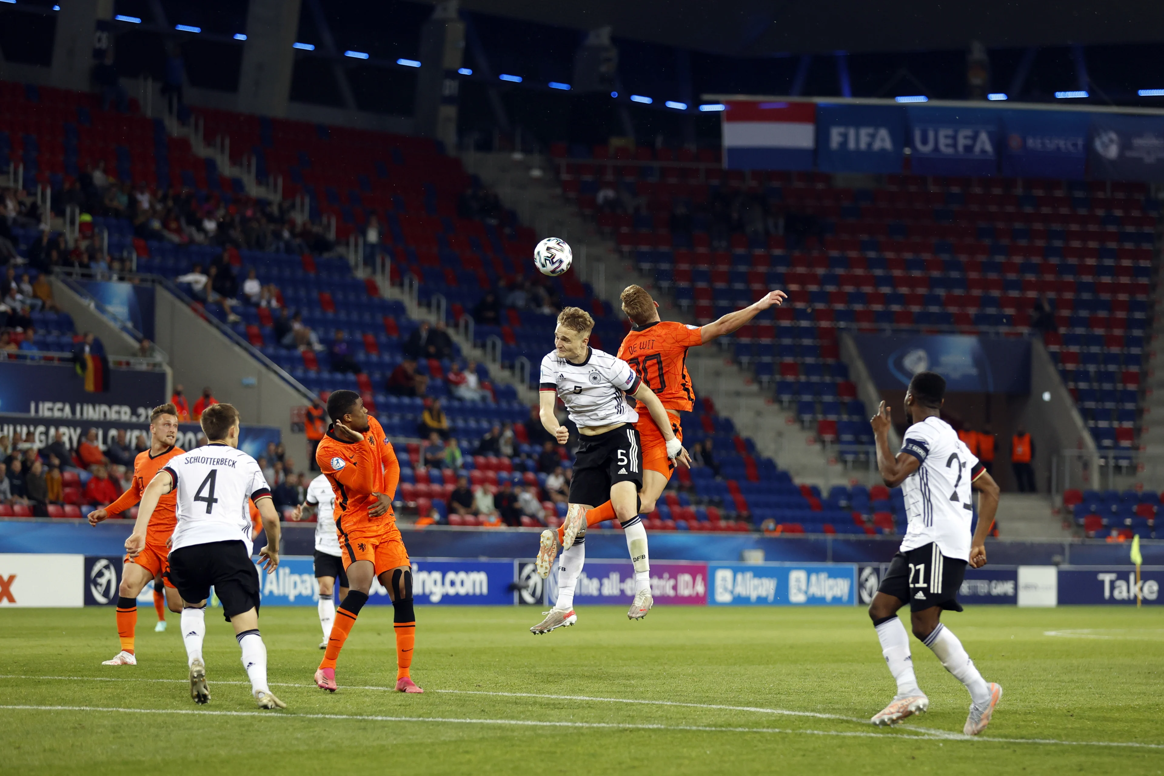 Jong Oranje loopt finale EK mis na verlies (2-1) tegen Duitsland