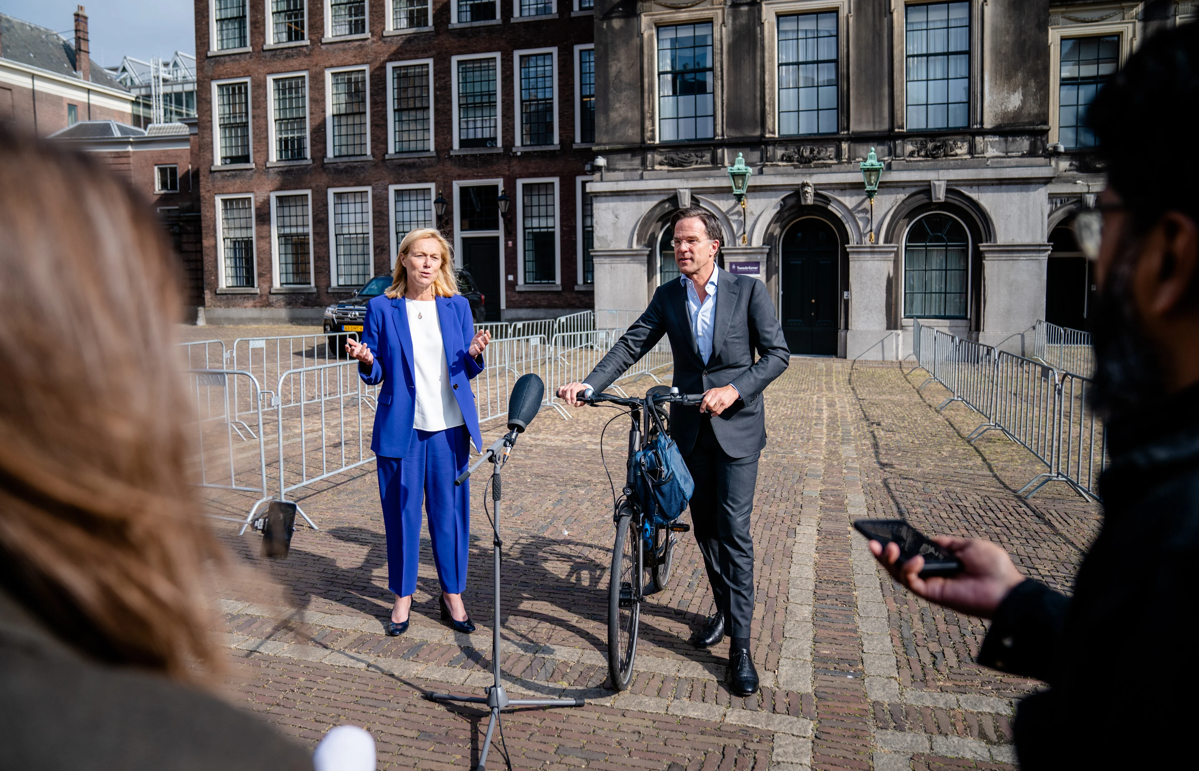 Formatie gaat vandaag verder: Rutte en Kaag bespreken 'bouwstenen regeerakkoord'