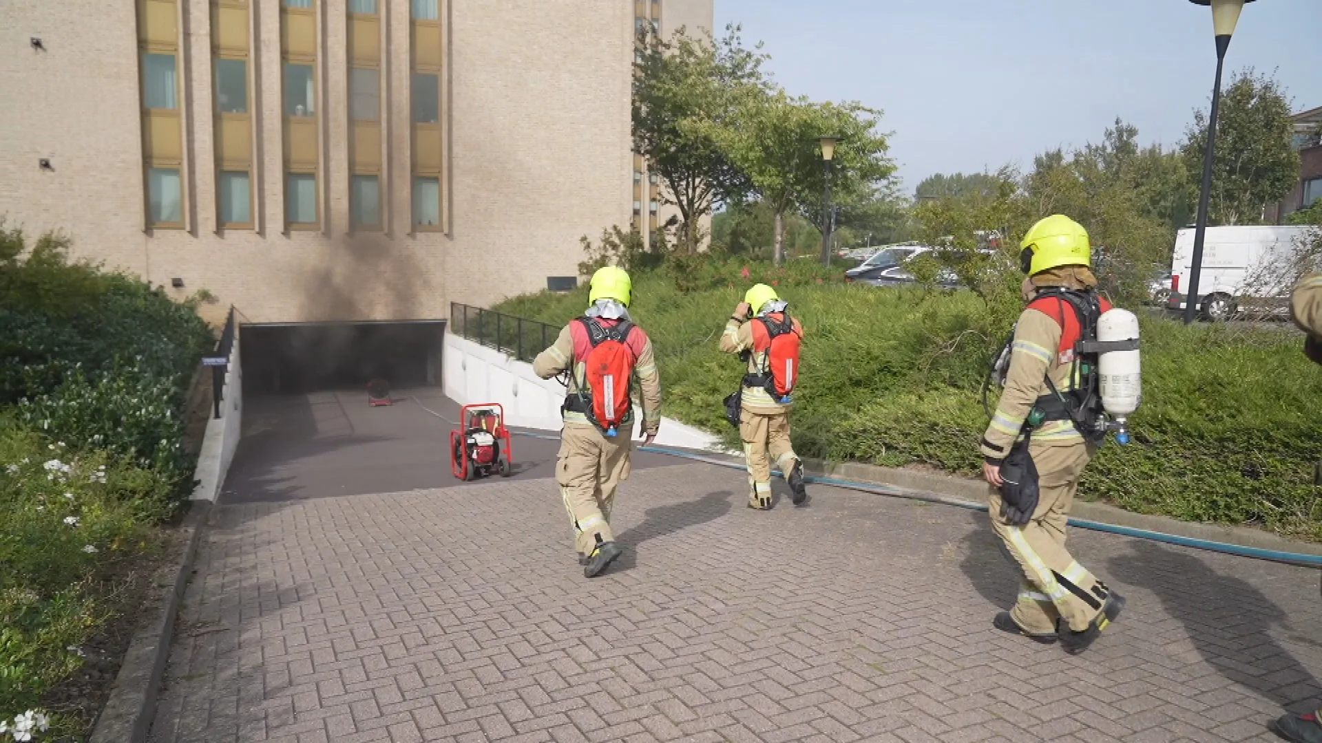 Slachtoffer brand parkeergarage Barendrecht overleden