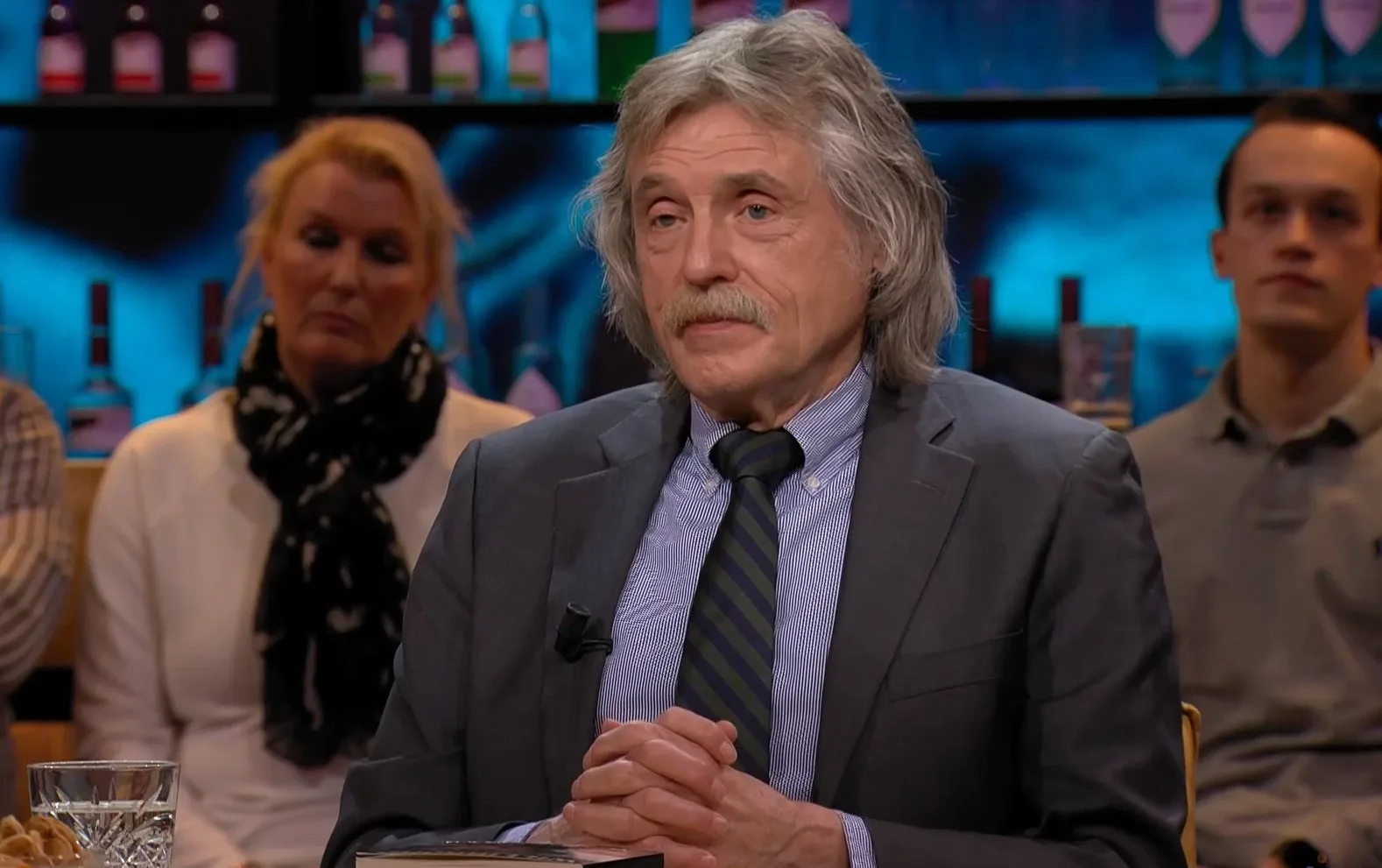 Johan Derksen over 'klein dik propje' Overmars: 'Beetje jezelf overschatten'