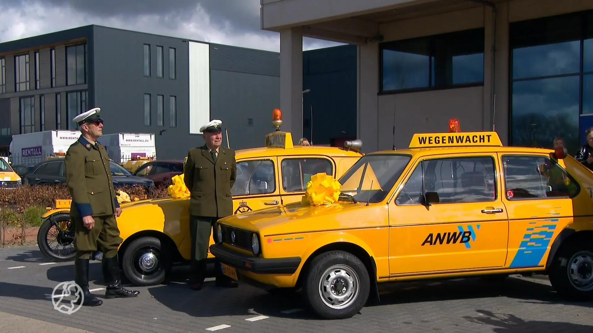ANWB blaast 75 kaarsjes uit en viert verjaardag met gloednieuwe pechmobiel