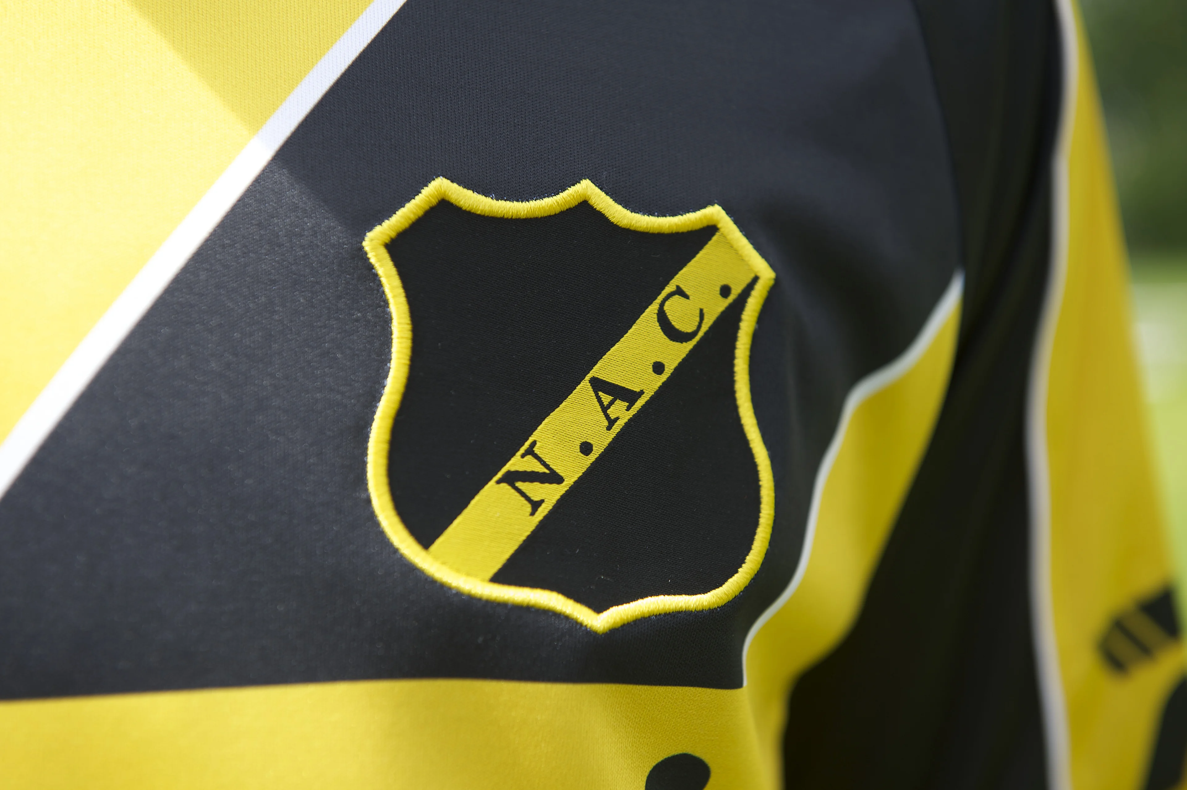 NAC-shirt met handtekeningen gestolen uit Amphia Ziekenhuis in Breda: 'Shirt was voor ons heel waardevol'