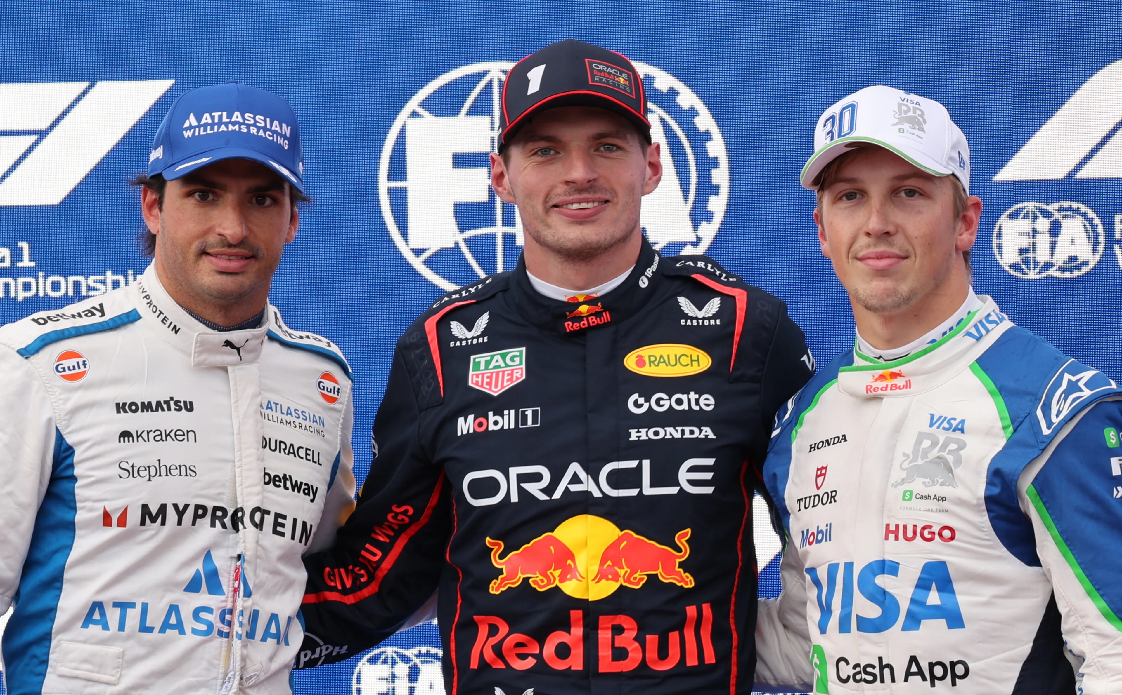 Max Verstappen 'dik tevreden' met poleposition in Azerbeidzjan 