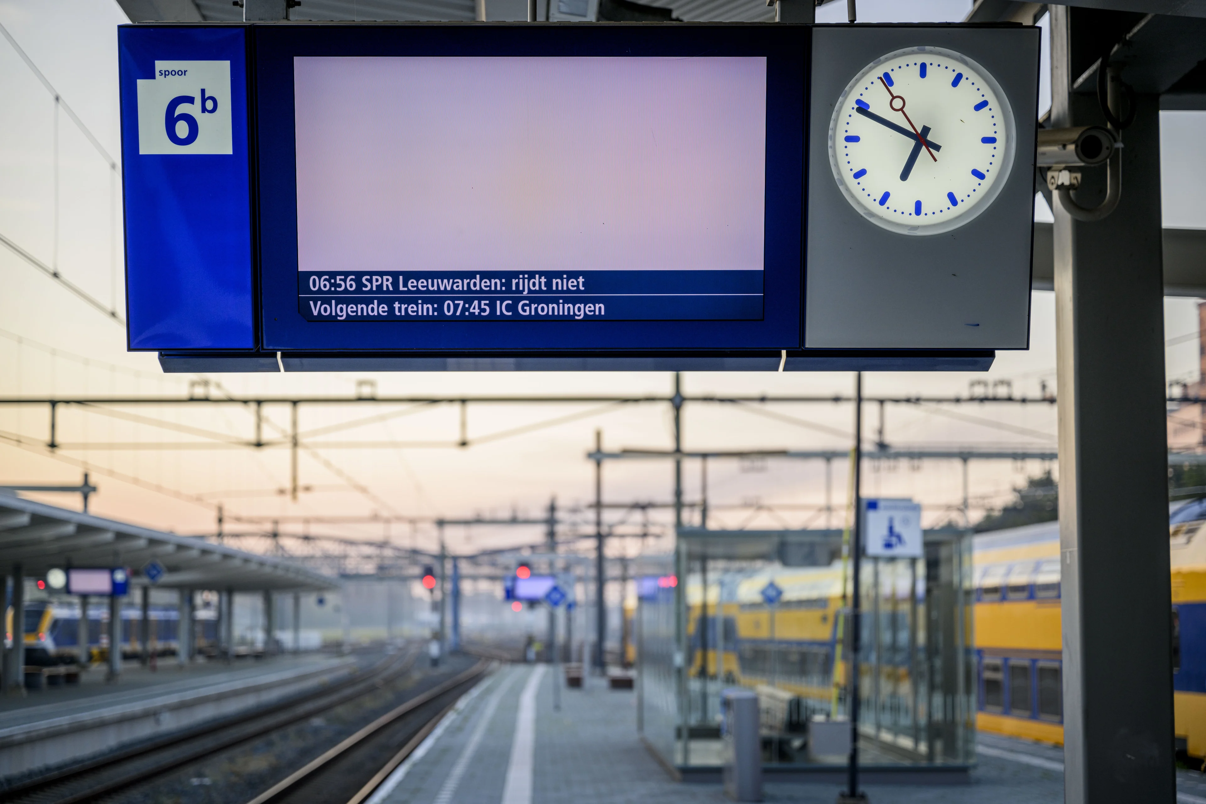 Problemen met NS-app en stationsborden door landelijke storing