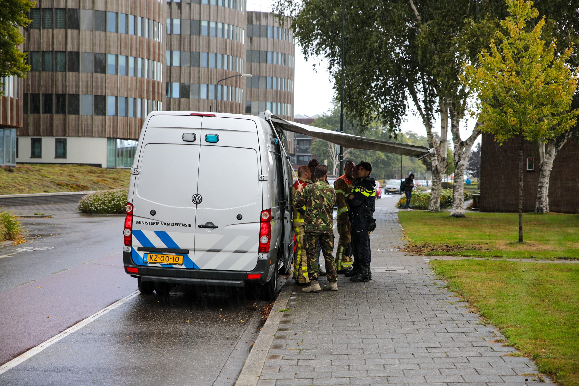 EOD brengt 'zelf geknutseld product' tot ontploffing in Apeldoorn