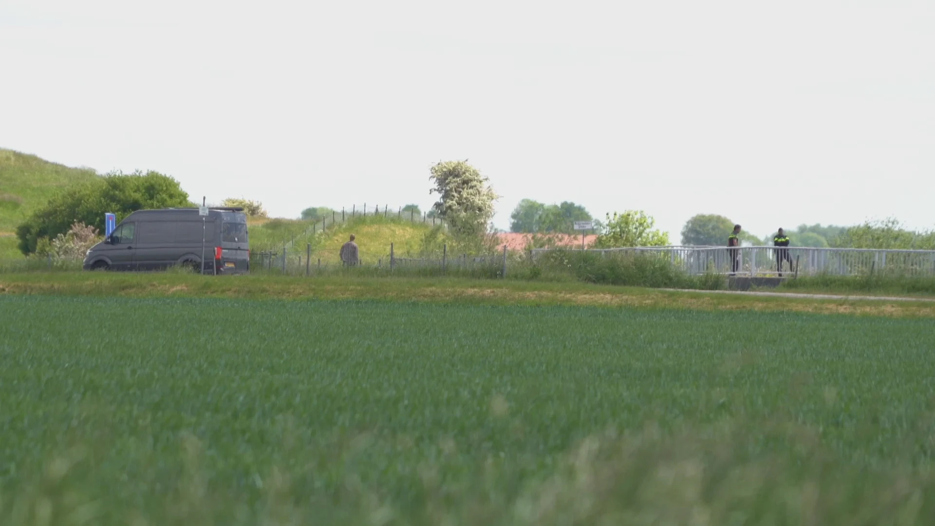 Politie: sporen aangetroffen bij zoektocht naar Jeffrey (10) en Emma (8)