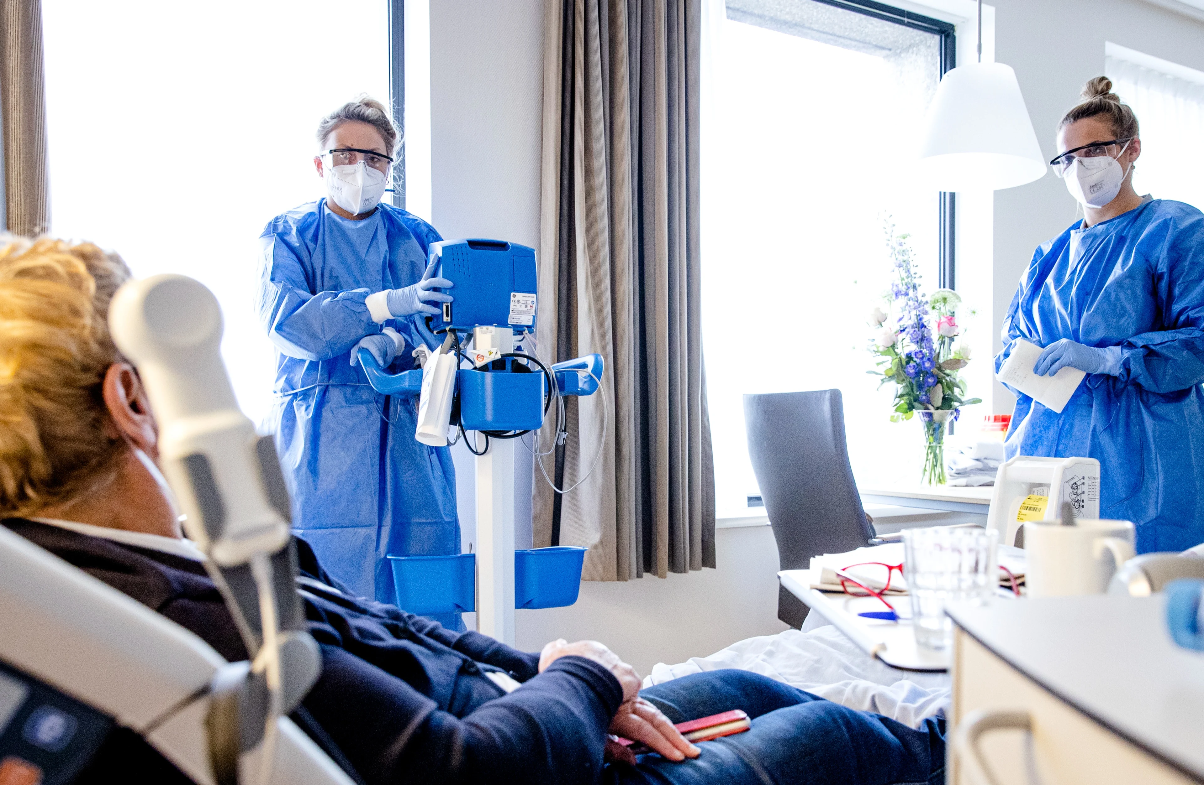 Laagste aantal coronapatiënten op ic's sinds eind oktober, RIVM meldt ruim 86.600 besmettingen