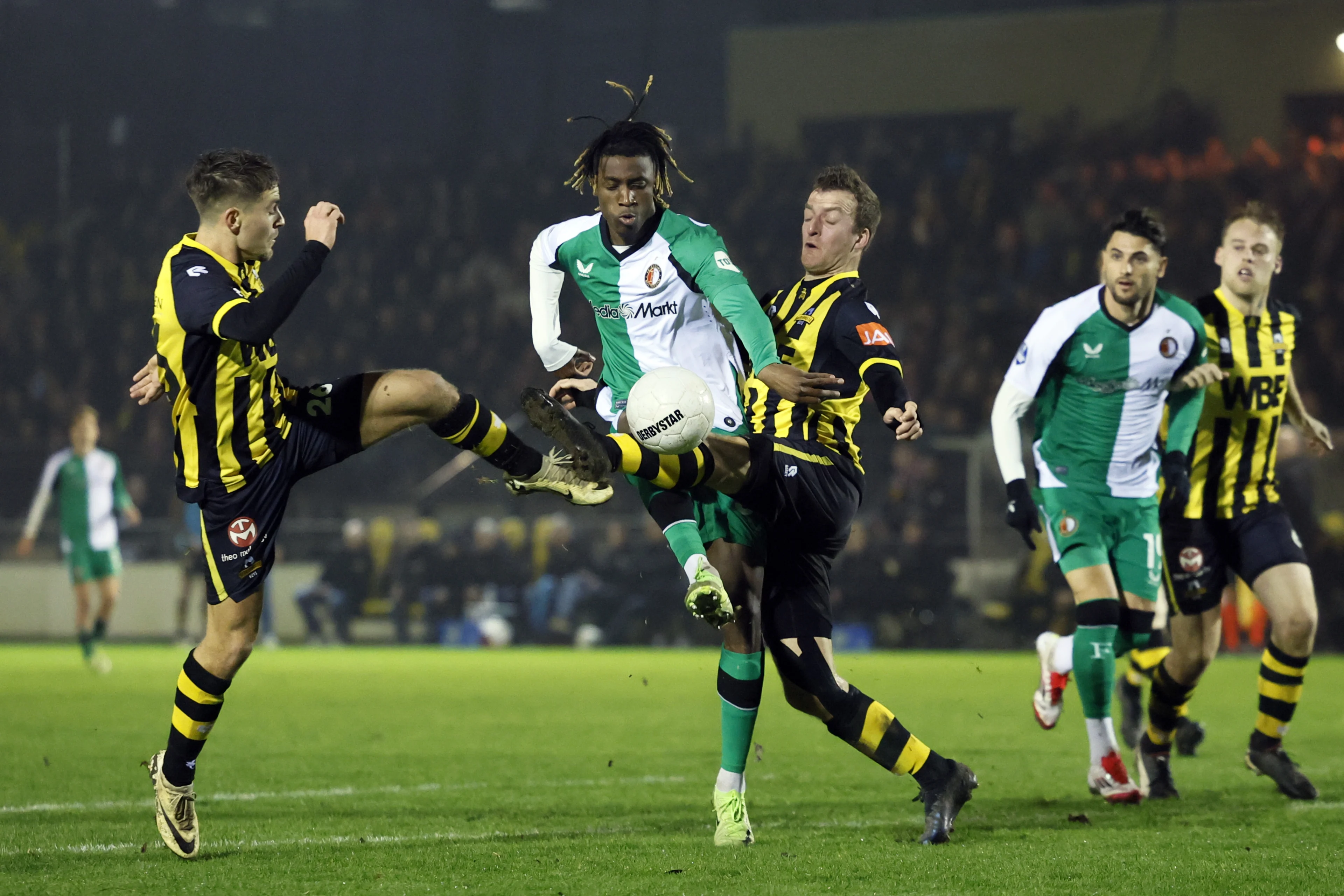 Rijnsburgse stunt tegen Feyenoord blijft uit: 1-4 nederlaag