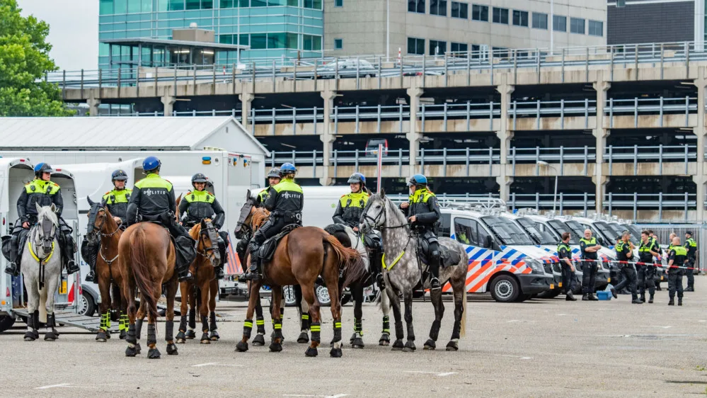 Vijftien mensen aangehouden in Utrecht na verboden demonstratie