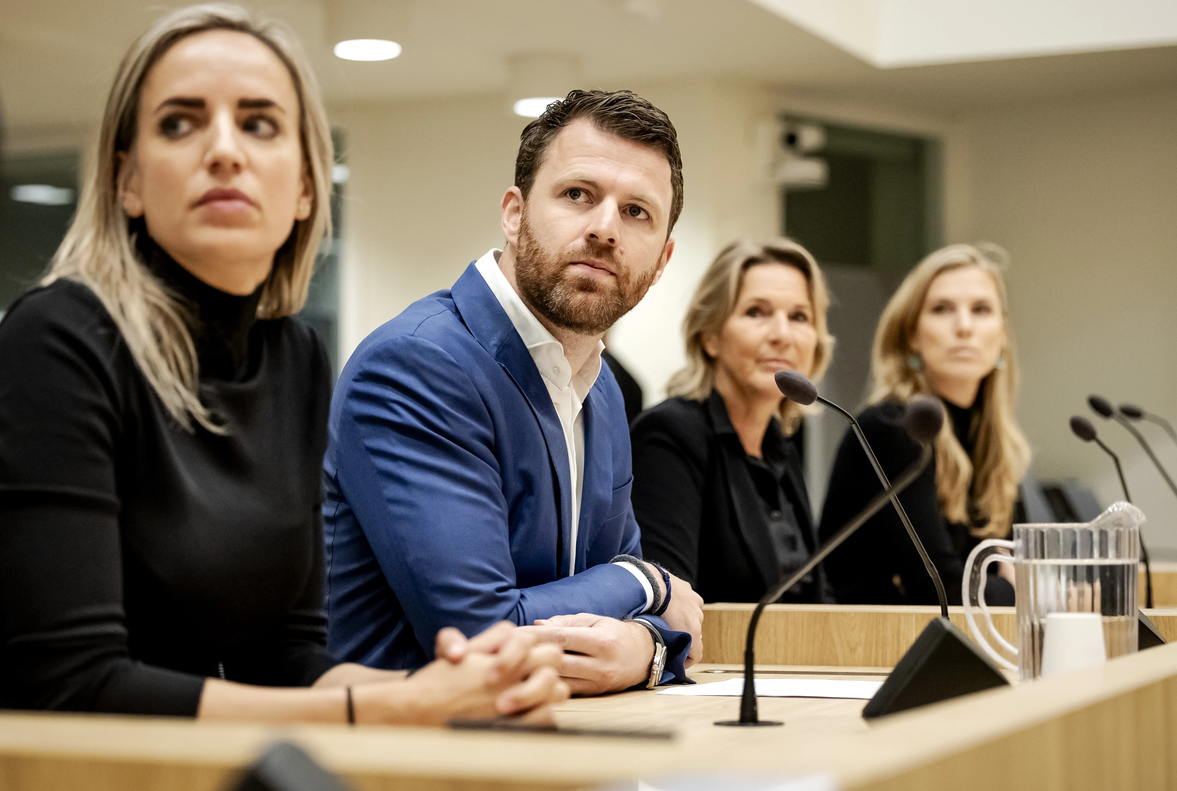 OM wil levenslang voor drie verdachten van moord op Peter R. de Vries