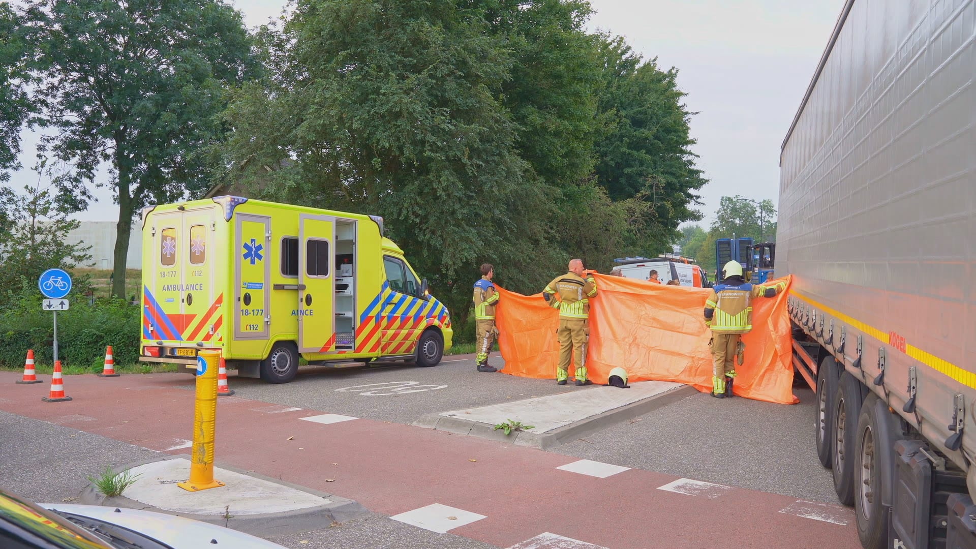 Fietser overleden door aanrijding met vrachtwagen in Giessen