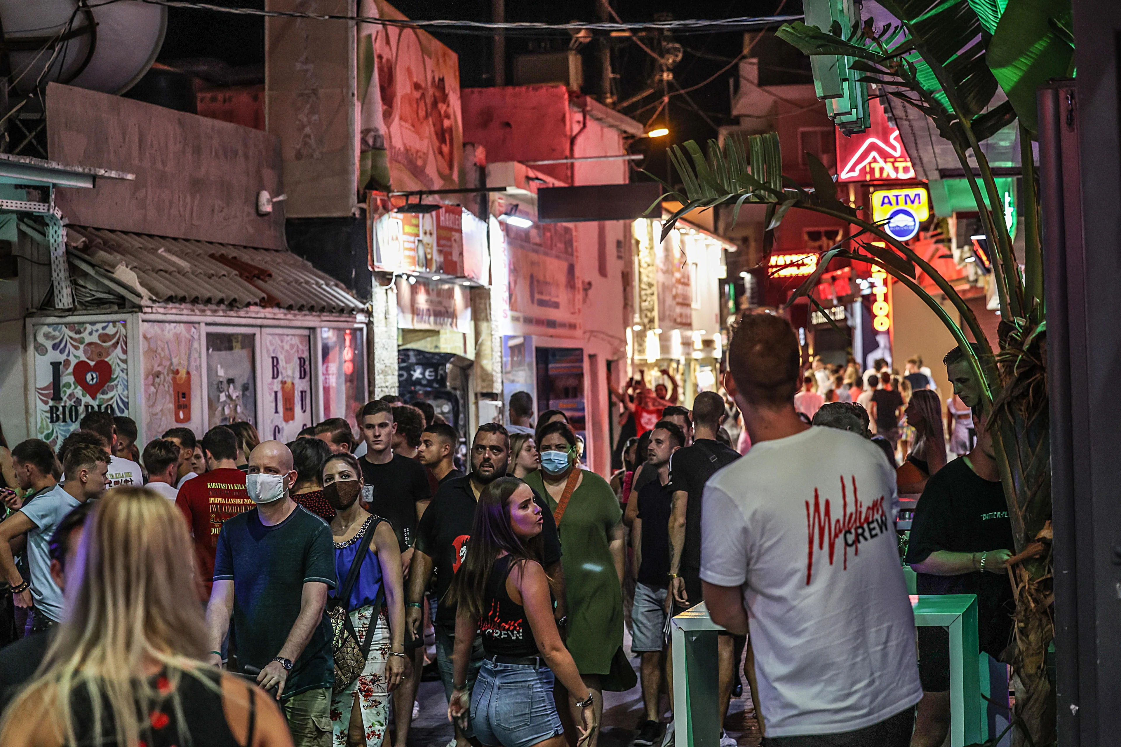 Vier Nederlanders aangehouden na aanvallen in Chersonissos