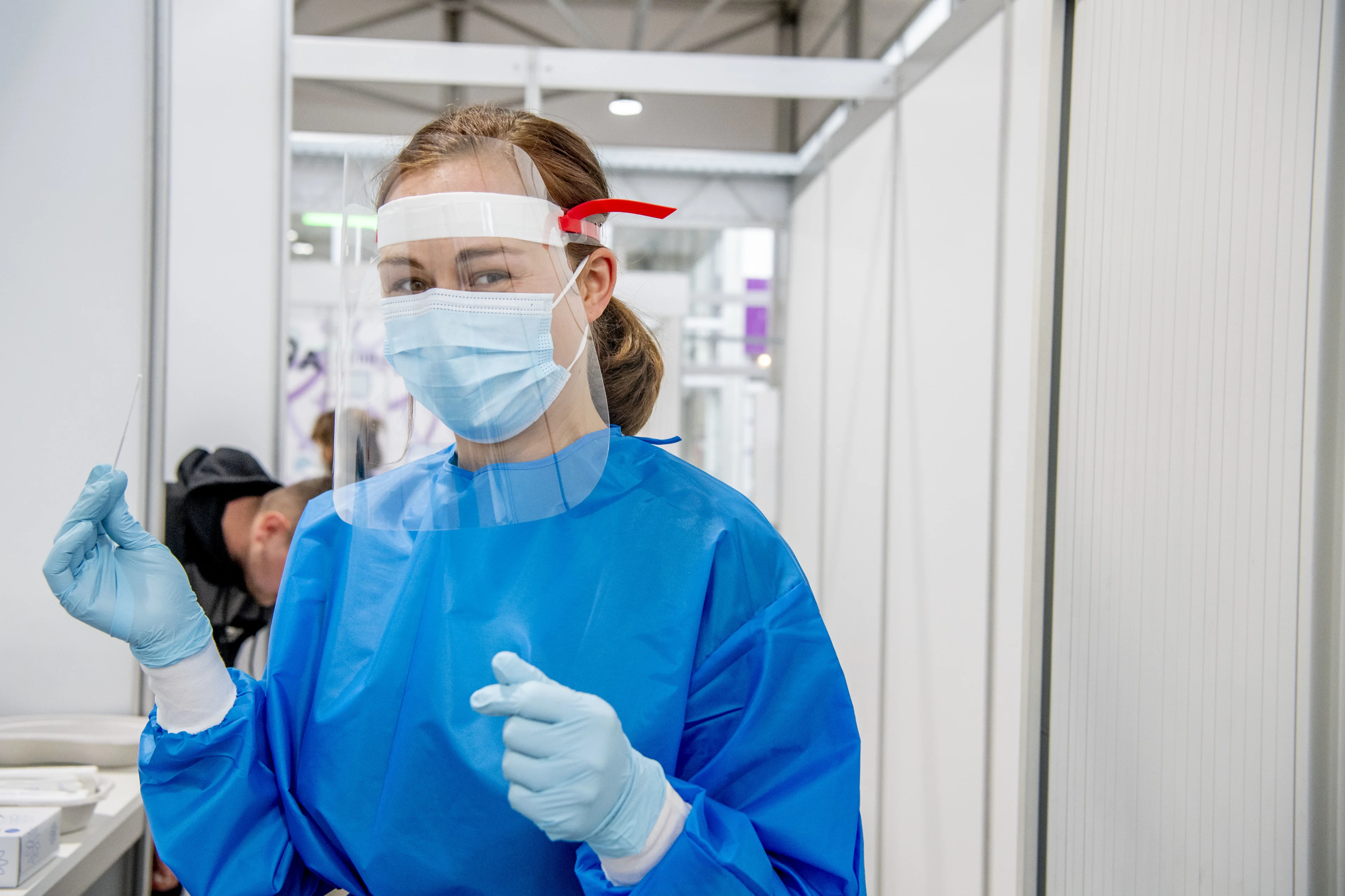 LIVEBLOG | RIVM meldt 5725 nieuwe coronabesmettingen, extra veel door storing van woensdag