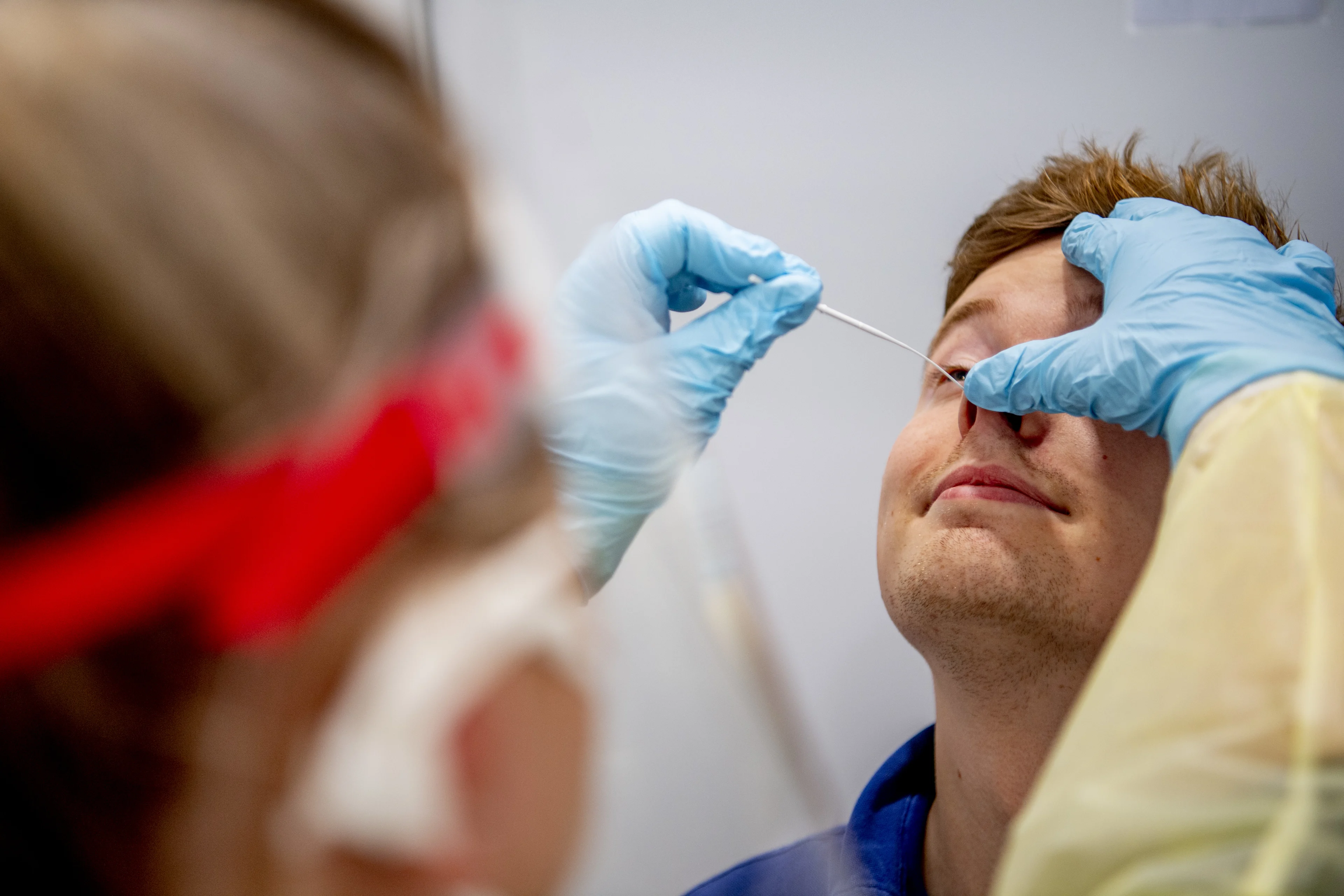 Iets minder nieuwe coronagevallen