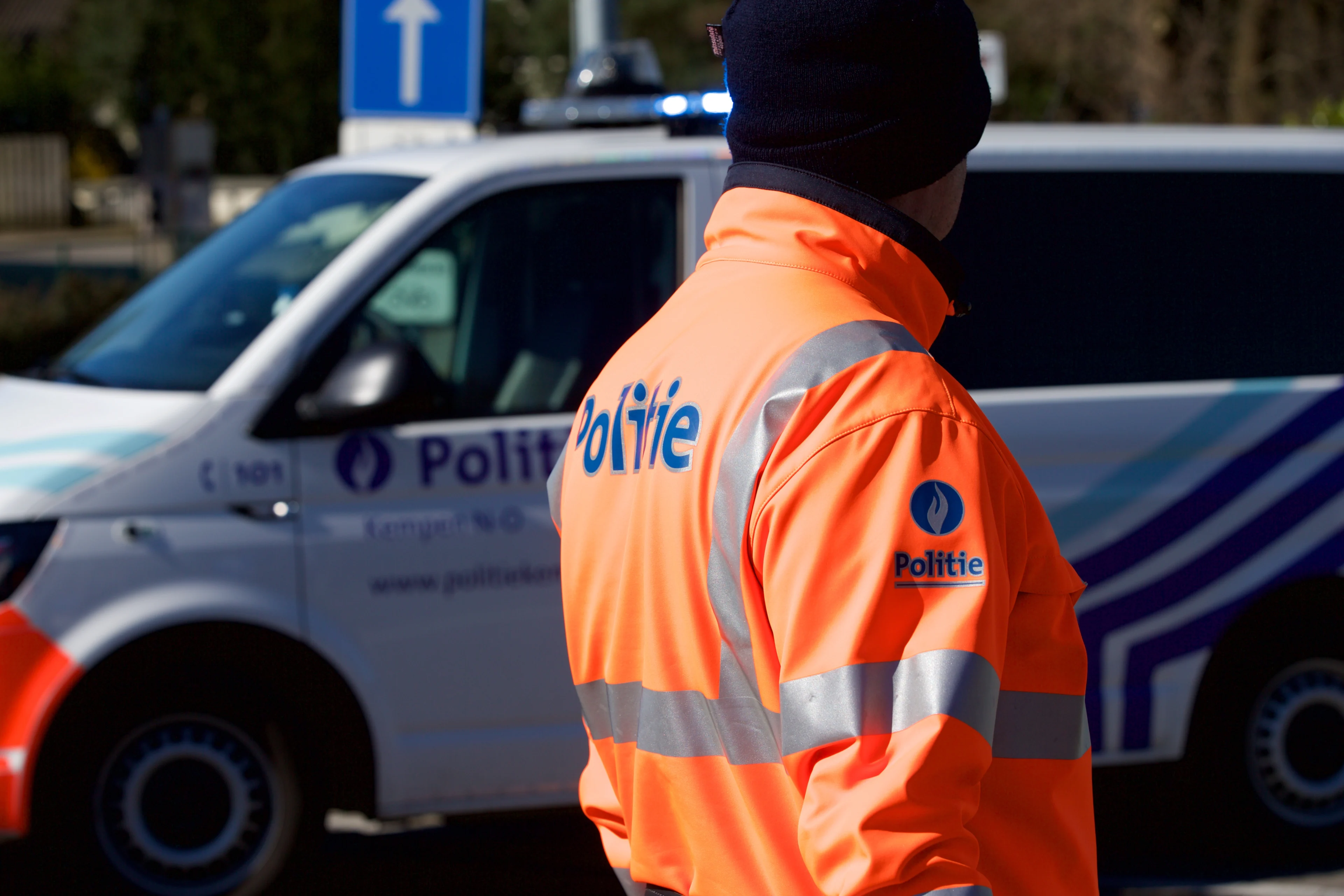 Politie deelt foto's van gezochte verdachten dood Sherwin Peterhof (41)