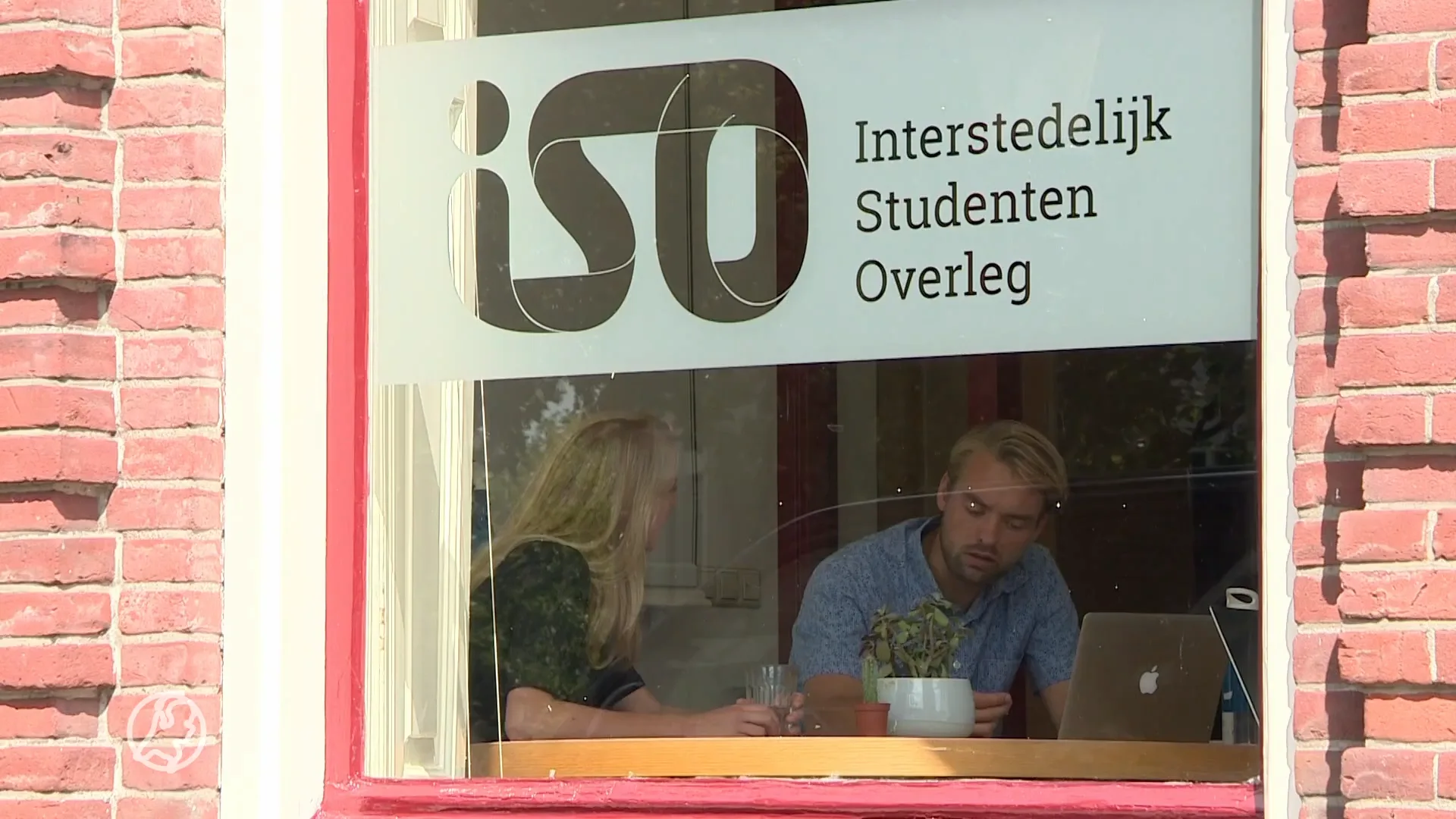 'D66 pleit voor jaar langer hogere basisbeurs'