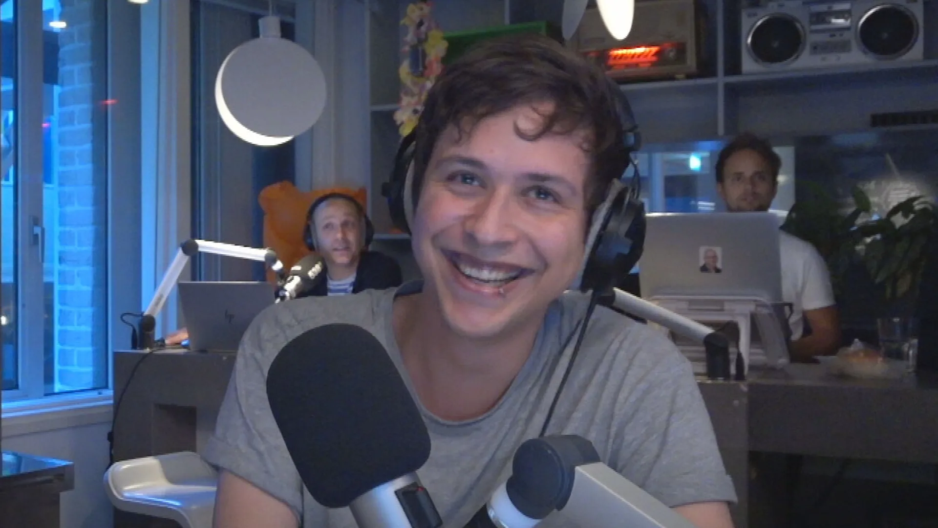 Zanger Bjørgen maakt protestlied na 'dansverbod' van De Jonge: 'Ode aan nachtleven'