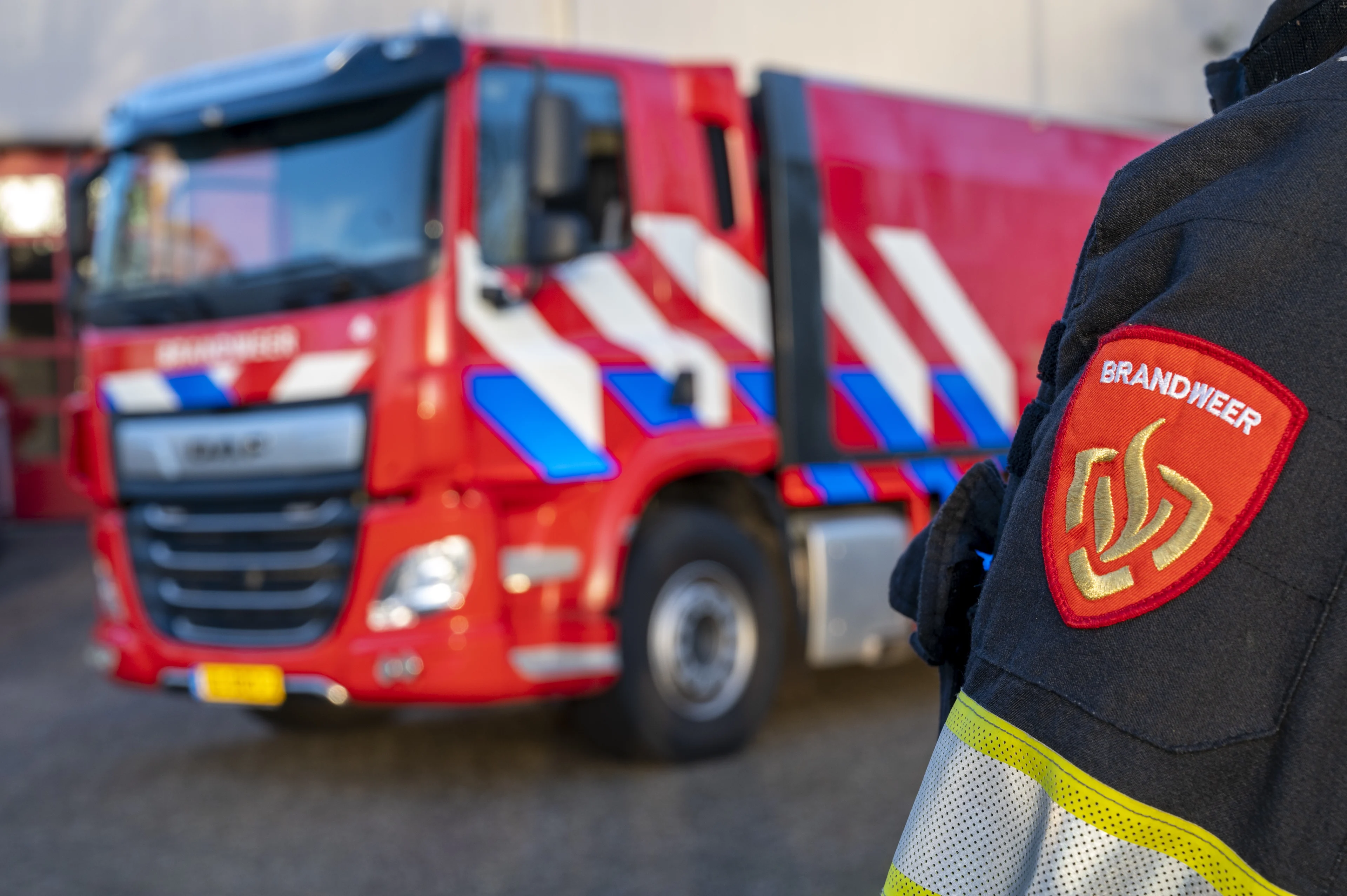 Grote brand in Sittard legt treinverkeer plat