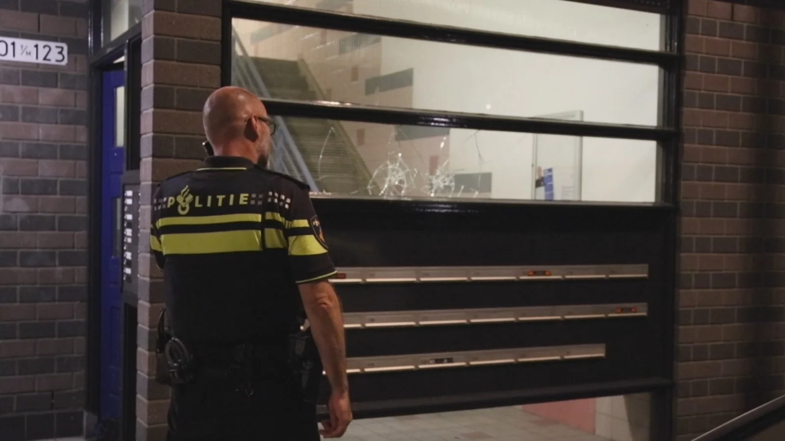 Man gewond bij gewapende woningoverval in Rotterdam