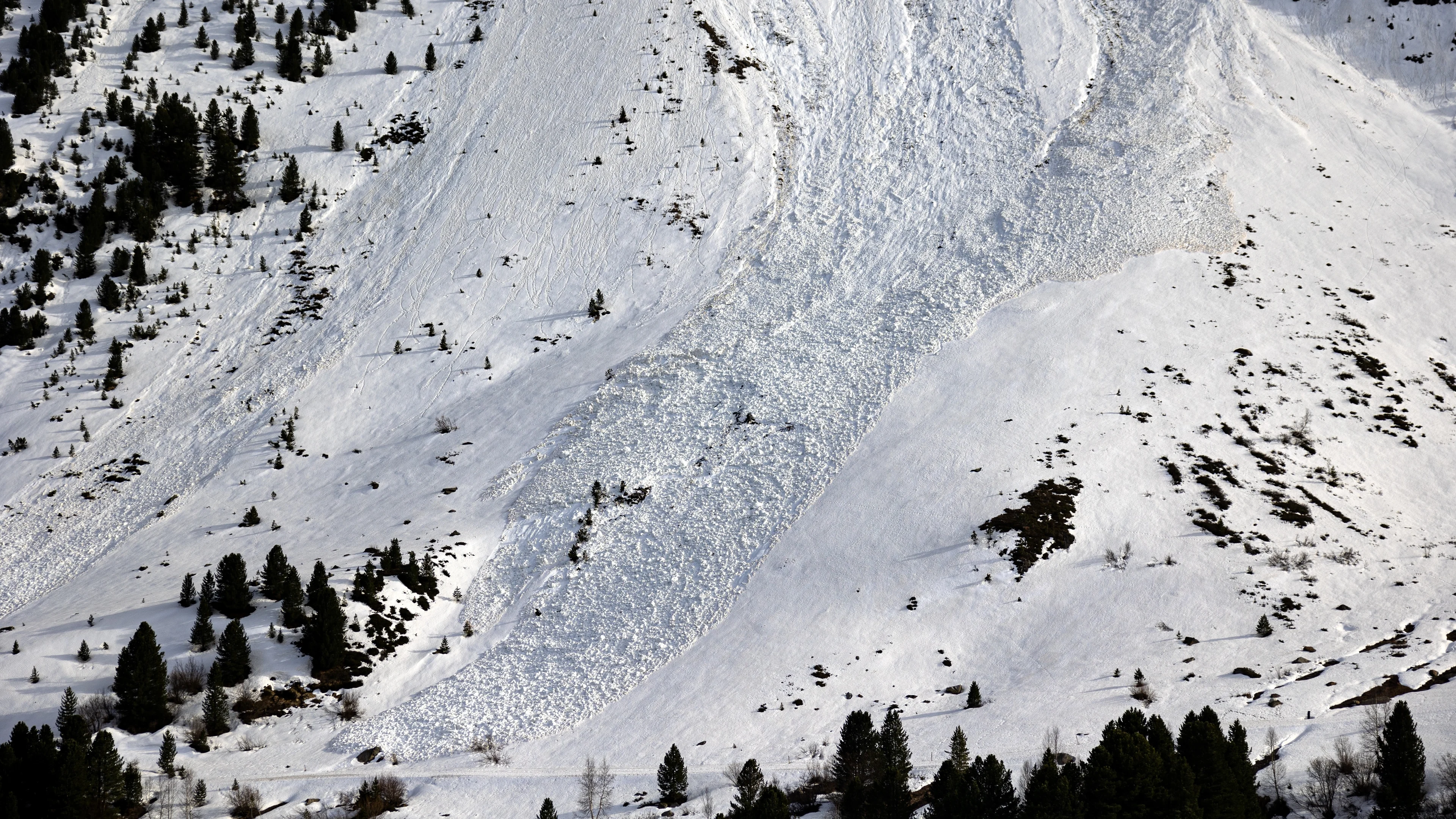Vijf doden door lawines in Oostenrijk, 'ook Nederlander zwaargewond'