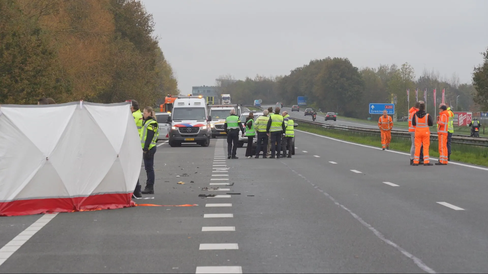 Man (44) overleden bij zwaar ongeluk op A28 bij Assen