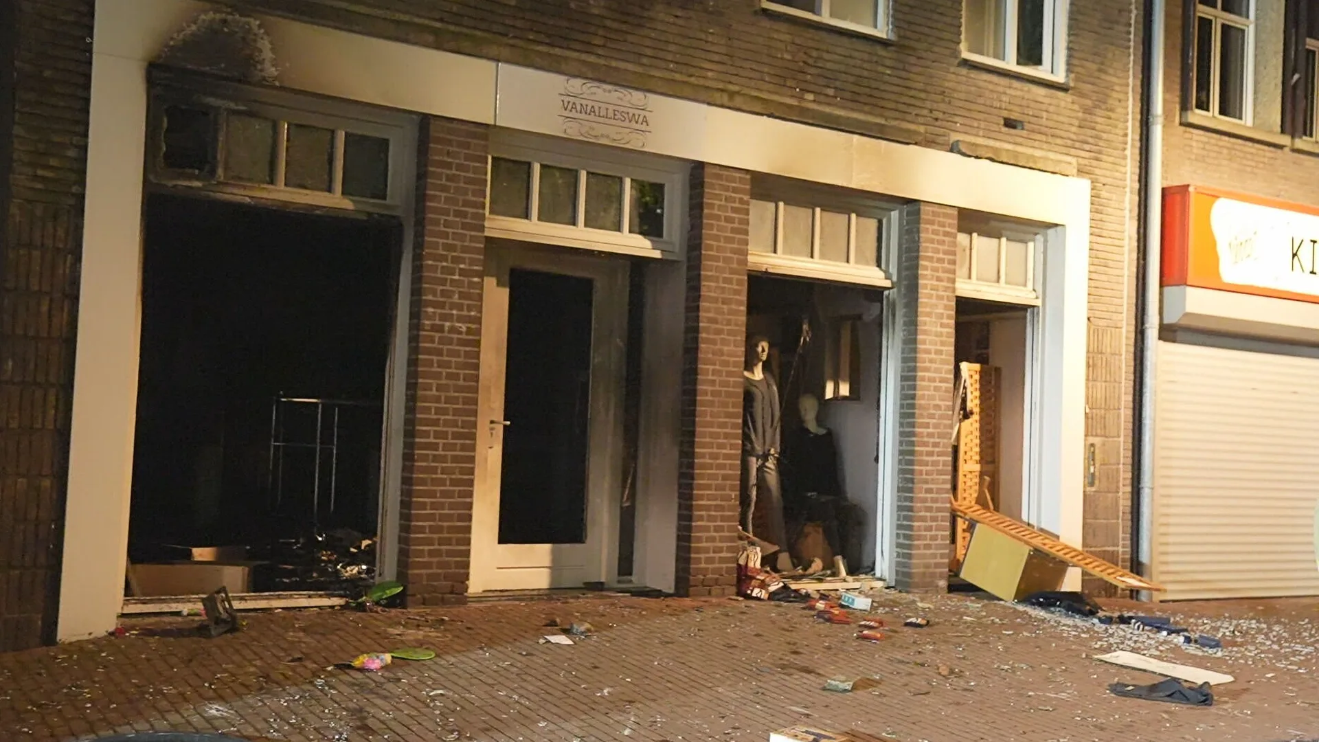 Pui van winkel in Helmond weggeblazen door explosie
