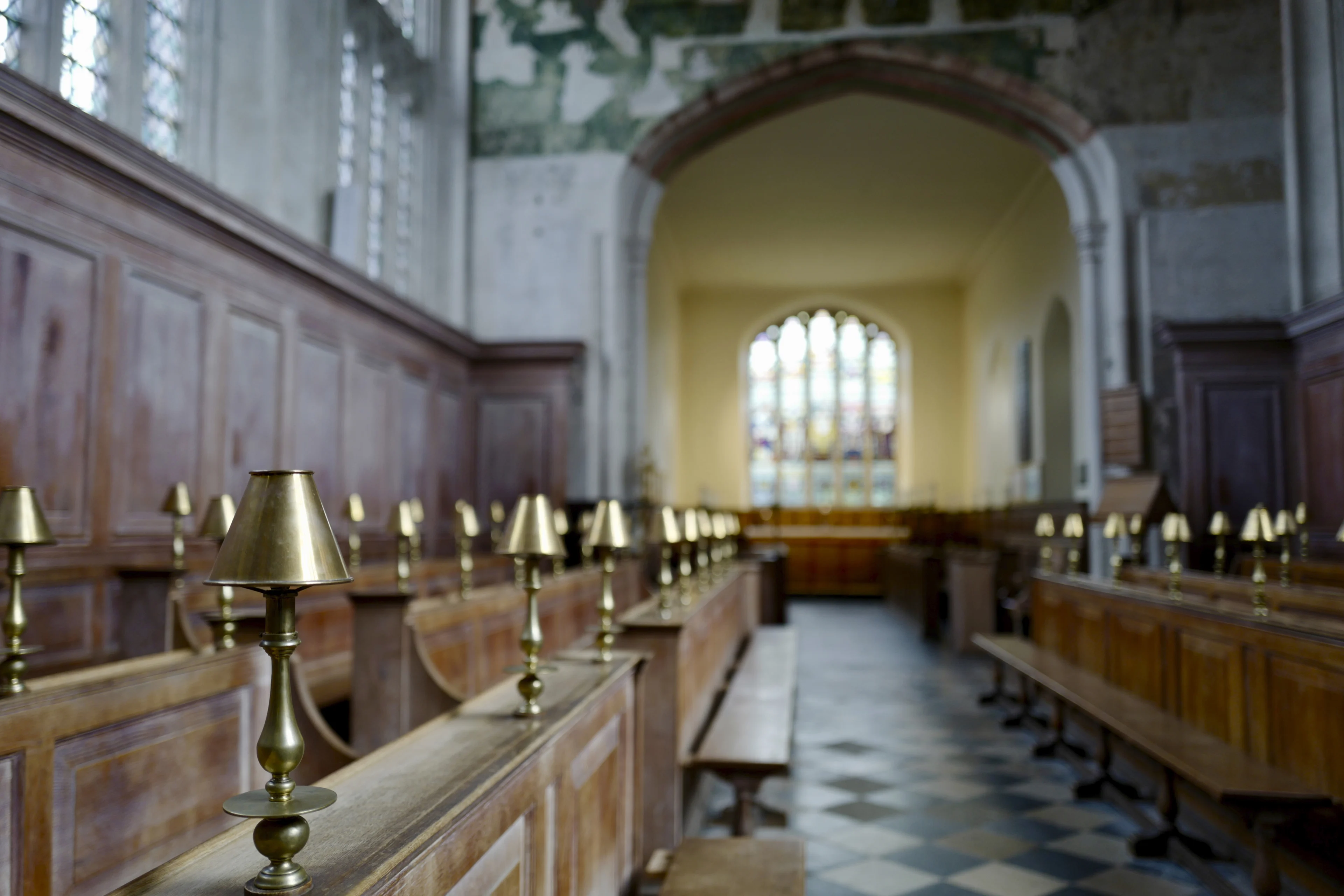 Twee mensen overleden na besmetting bij opname online kerkdienst in Biddinghuizen