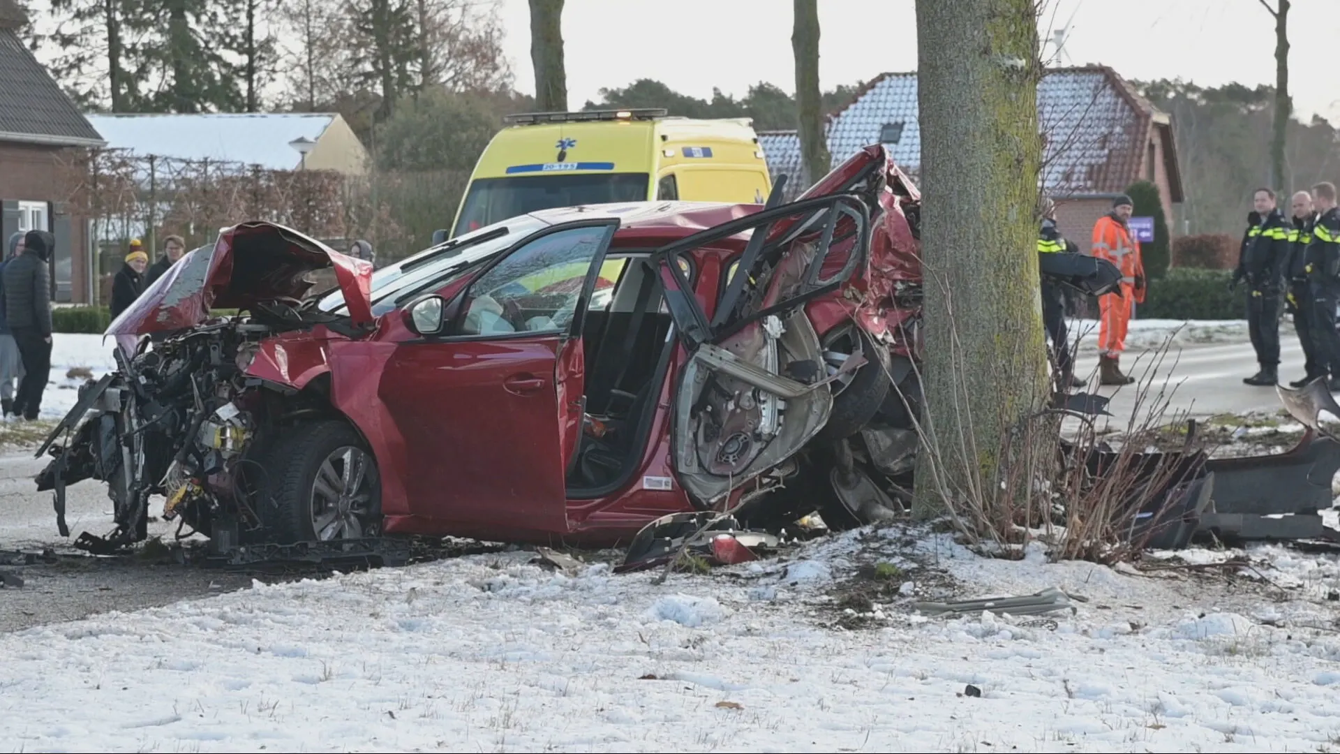 Twee zwaargewonden bij ernstig ongeval in Zundert