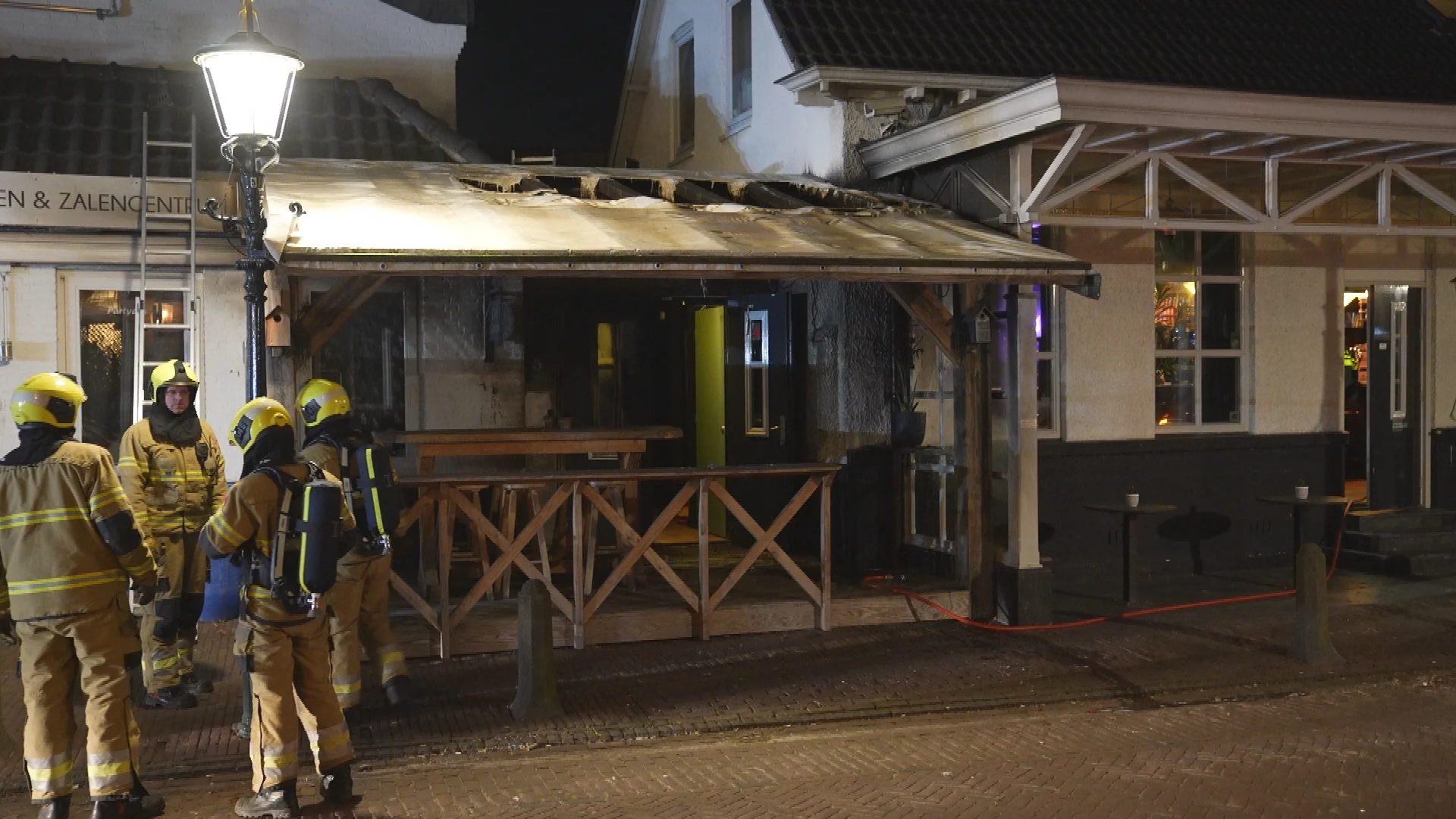Brand bij café in Geffen, politie gaat uit van brandstichting