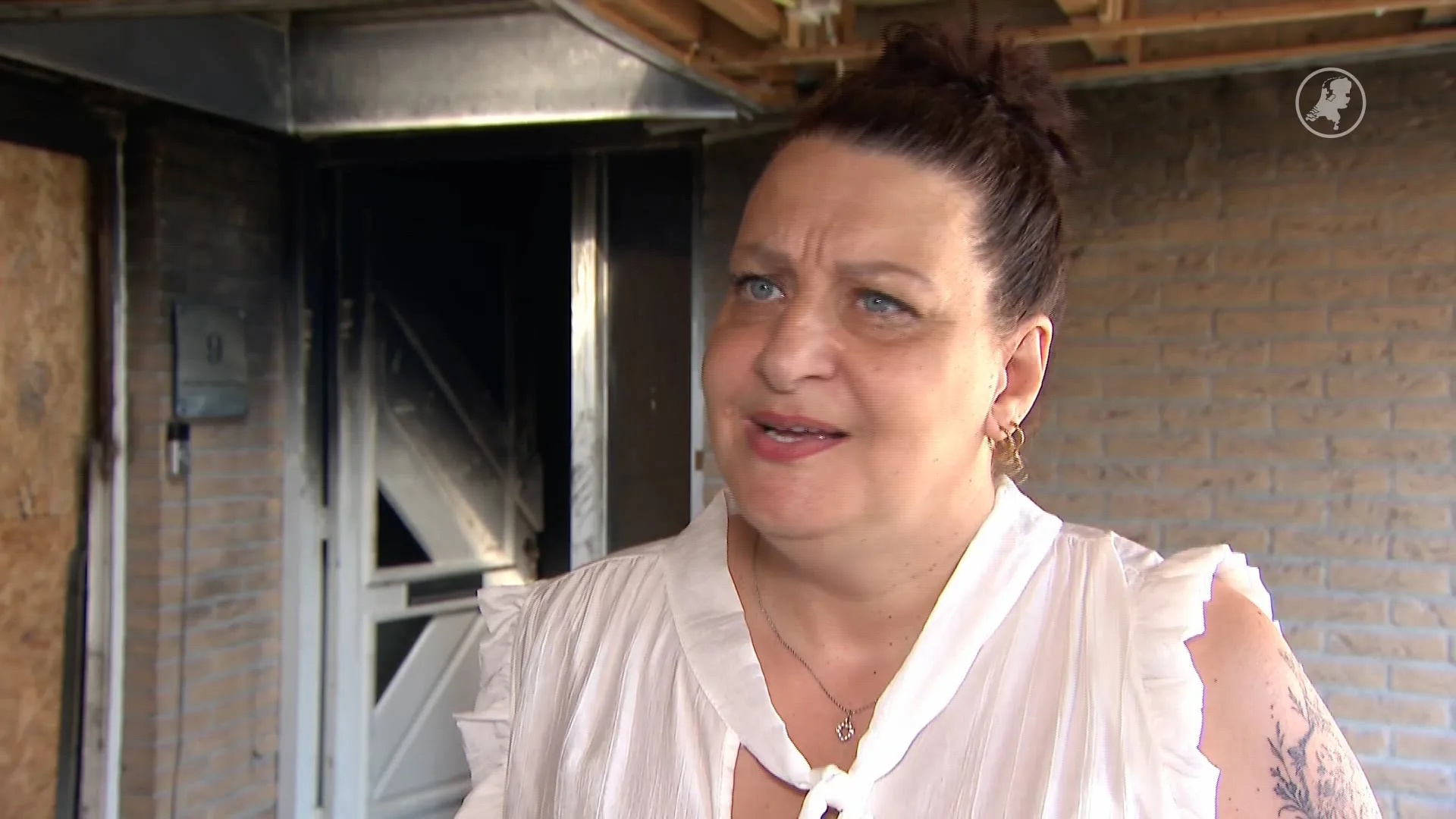 Woning van Anne verwoest, 'door oog van de naald gekropen'
