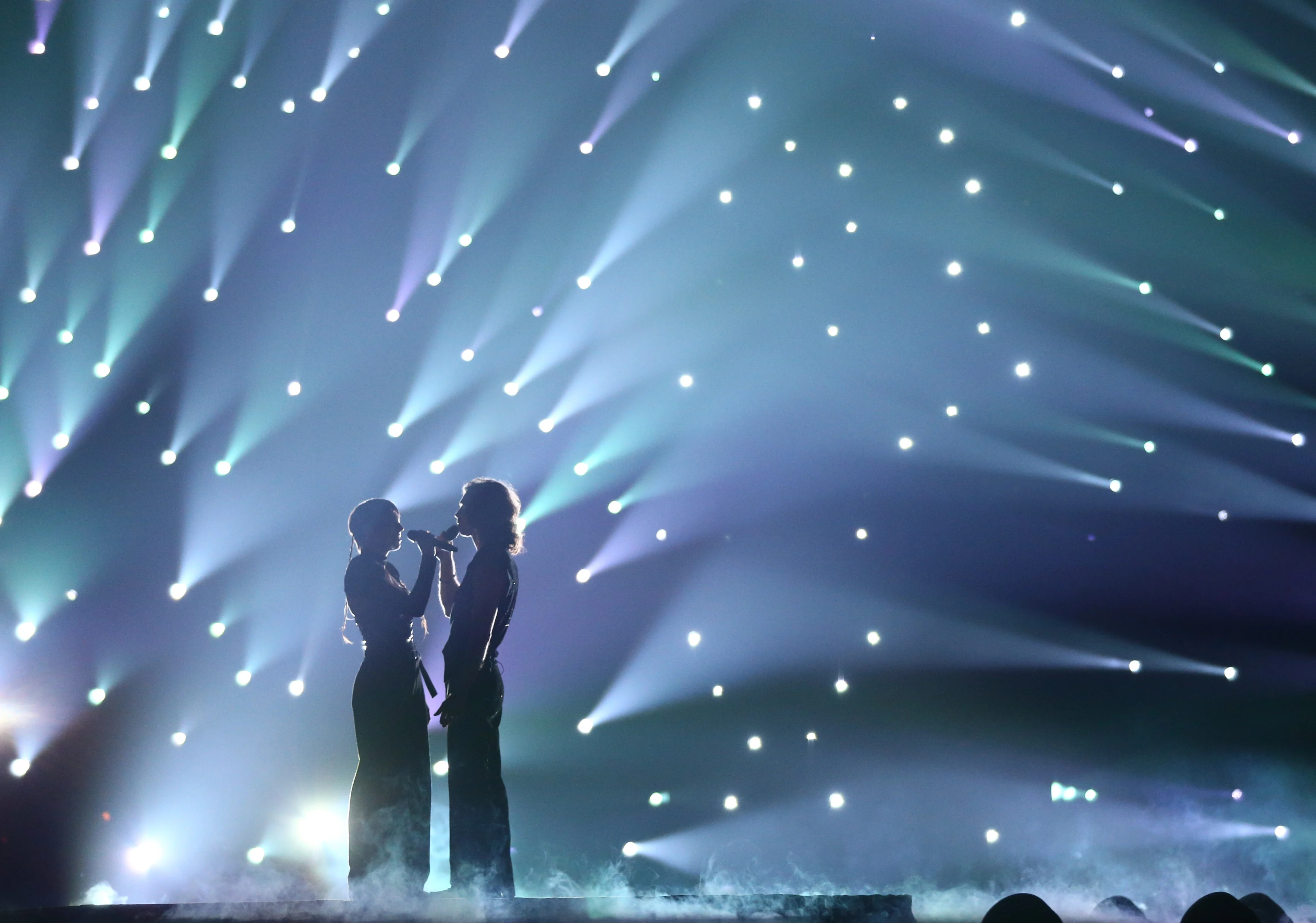 Goed genoeg voor de finale? Zo ging het songfestivaloptreden van Mia en Dion