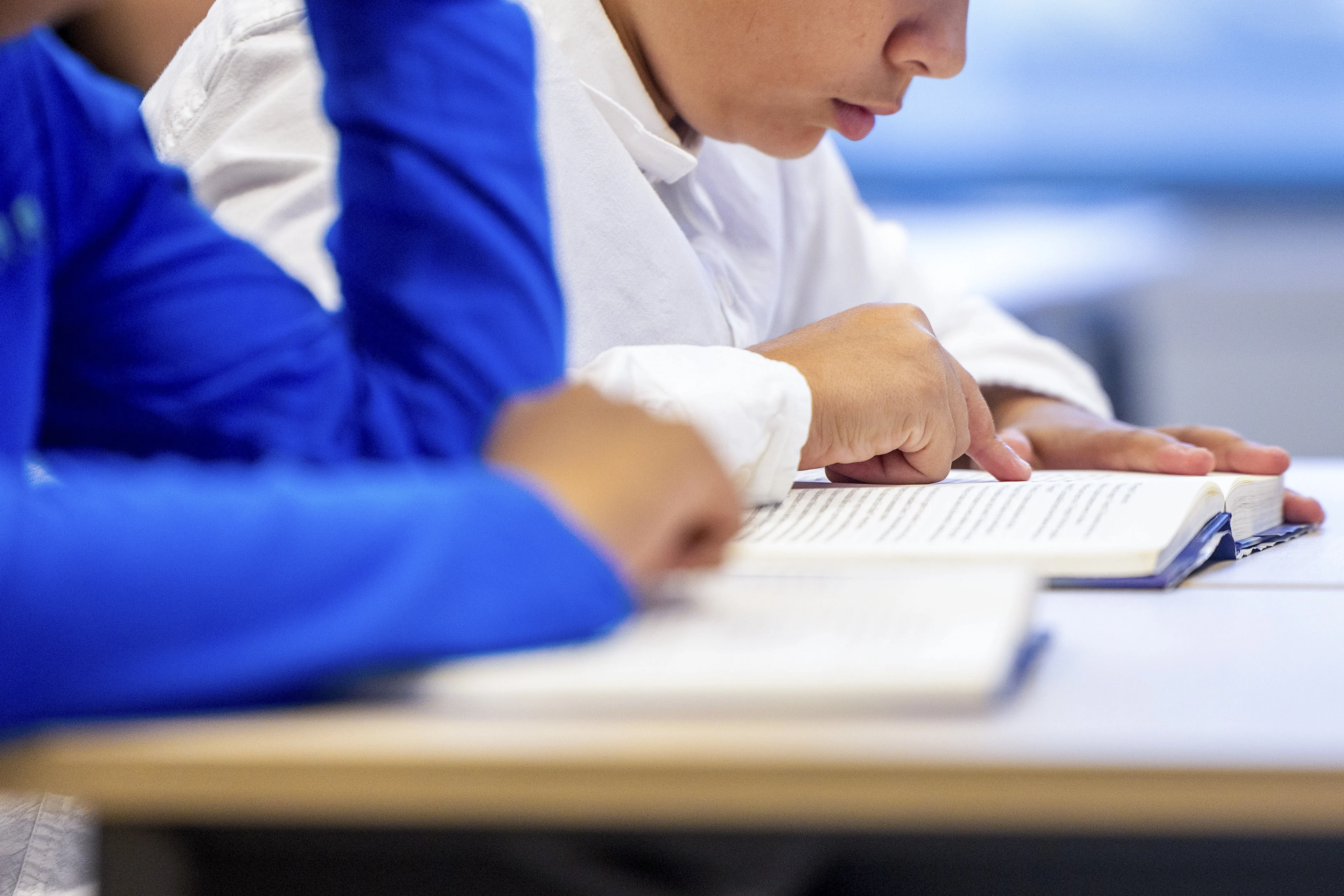 Scholen in noorden blijven maandagochtend dicht om gladheid