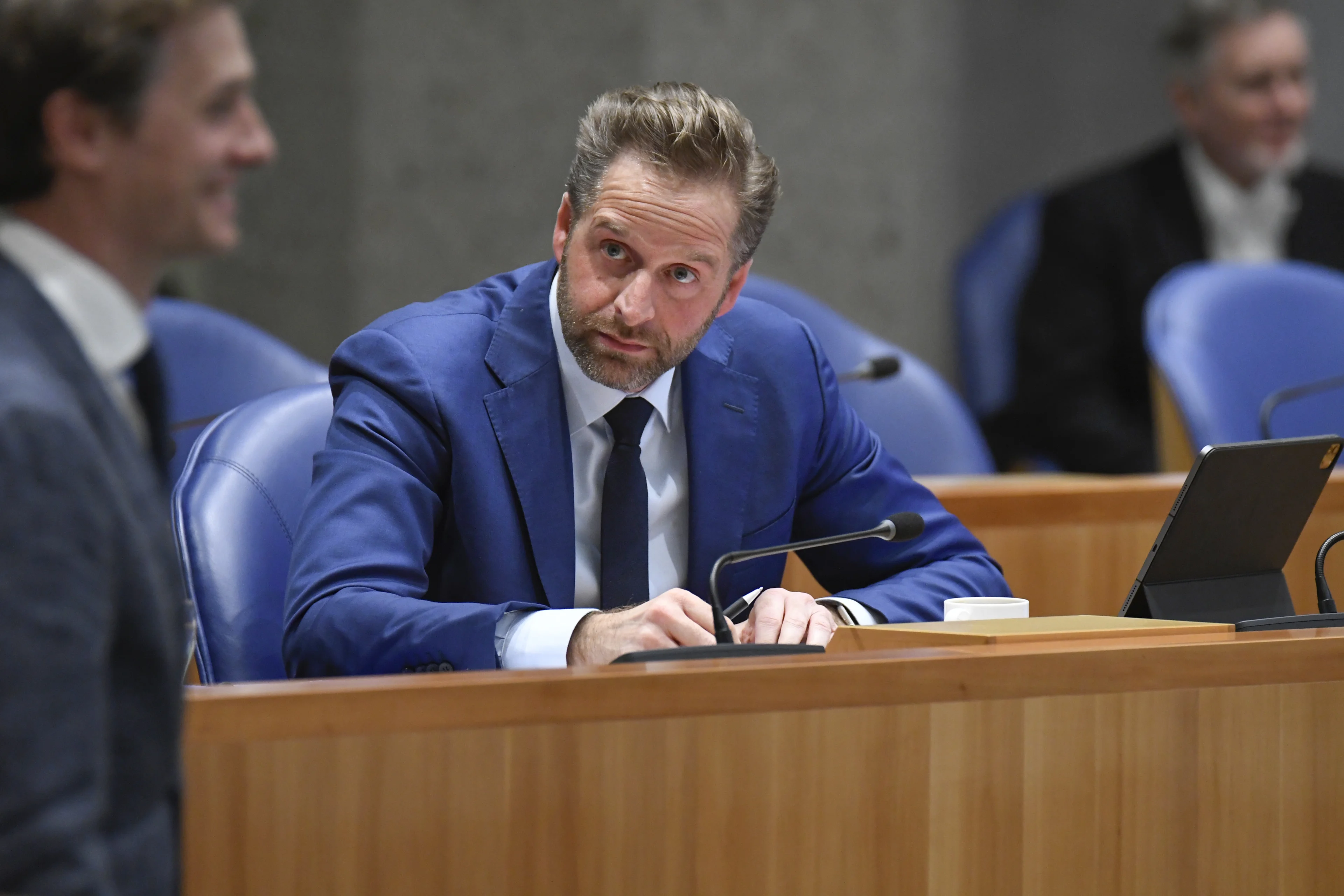 De Jonge: ik had eerder openheid moeten geven over contact met Van Lienden